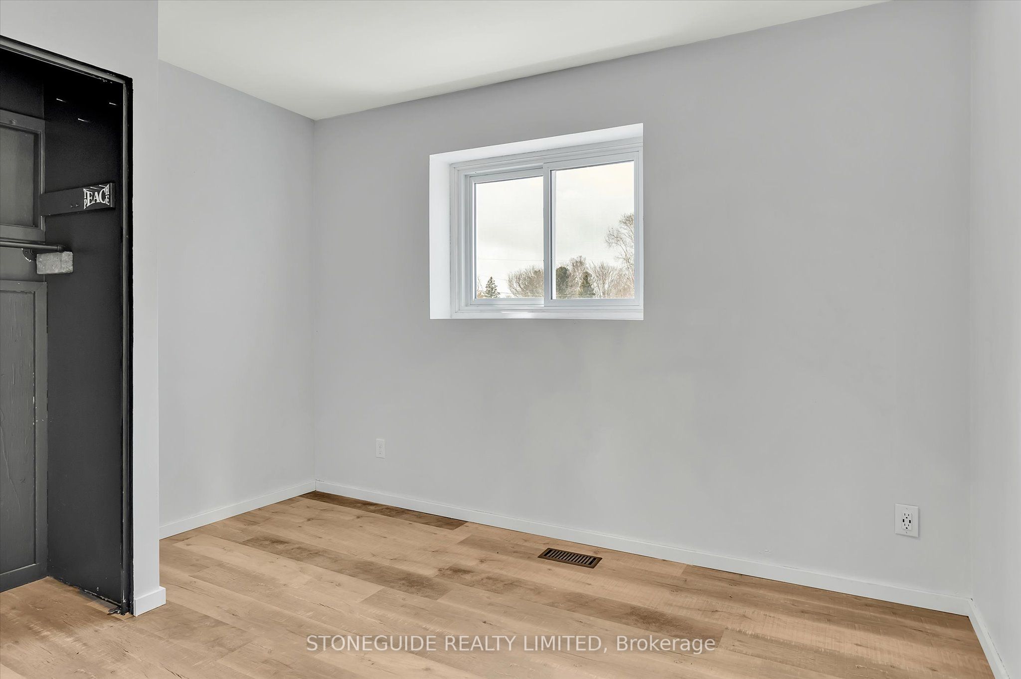 2515 Edgewood Park Property Photo 31