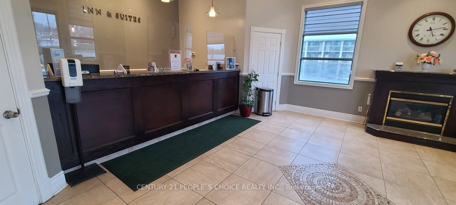 650 King St E Property Photo 3