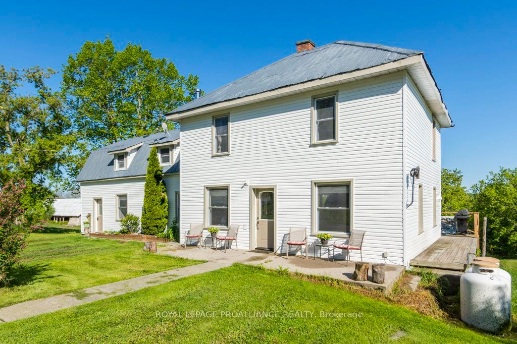 1780 Victoria Road Property Photo 3