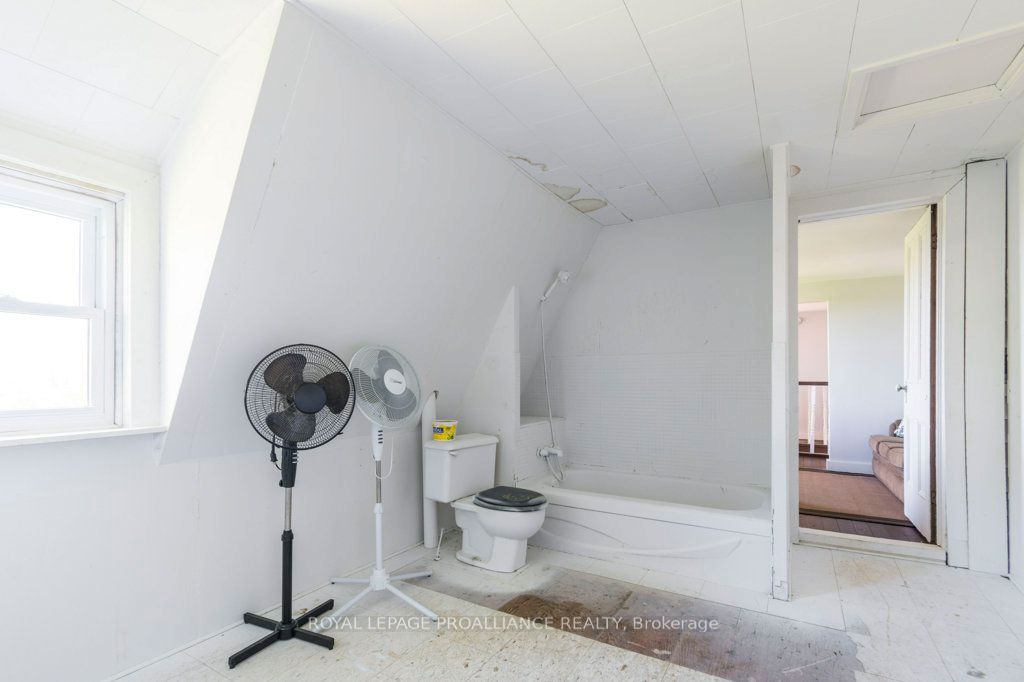 1780 Victoria Road Property Photo 29