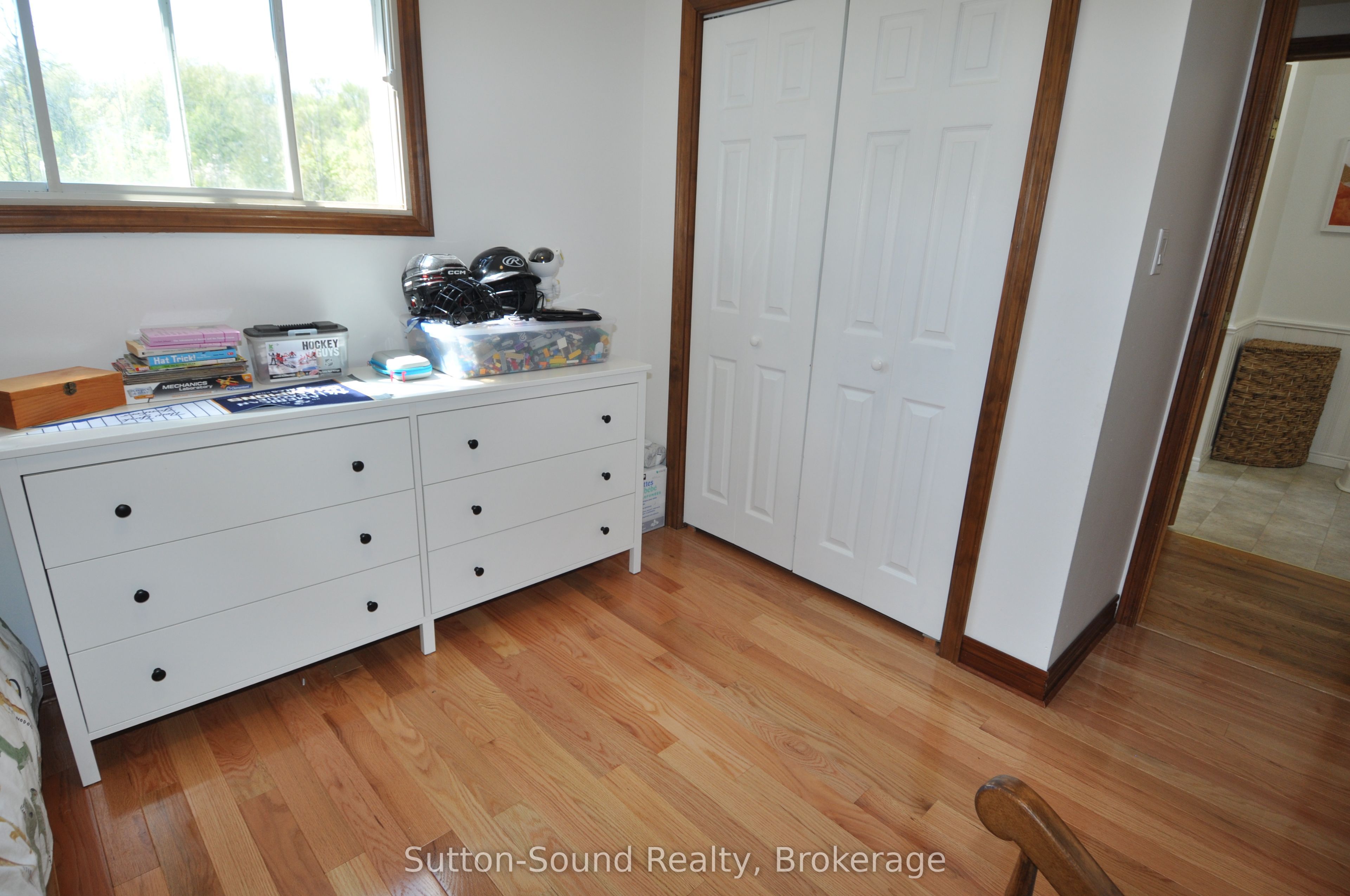 444 Balmy Beach Road Property Photo 23