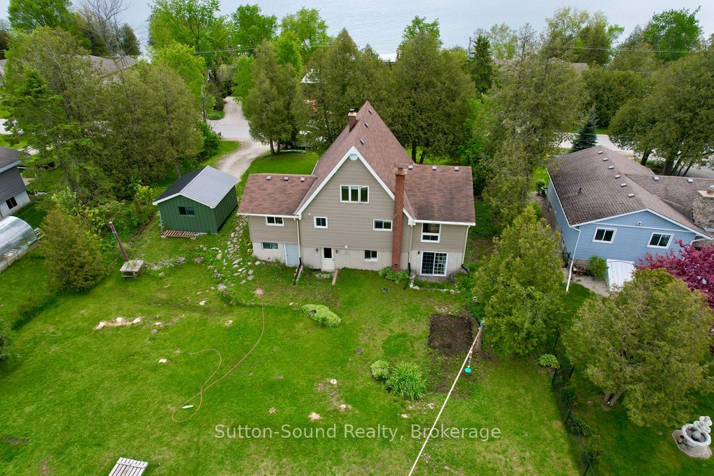 444 Balmy Beach Road Property Photo 40
