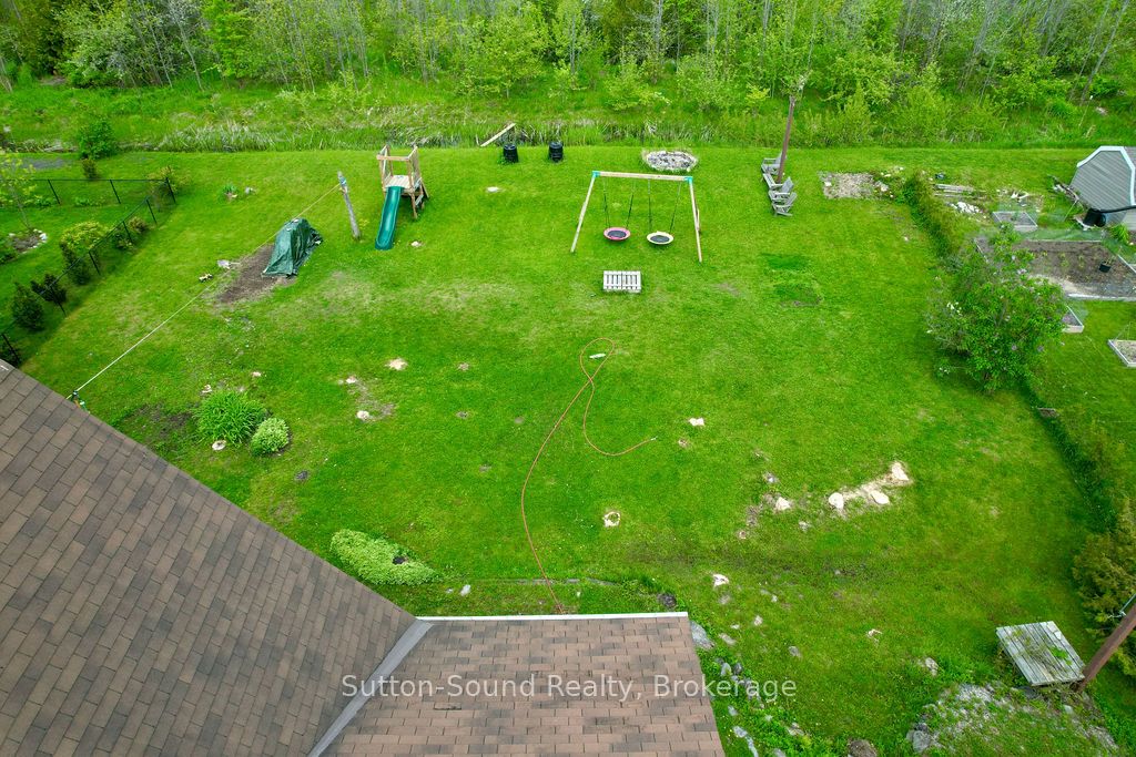 444 Balmy Beach Road Property Photo 44