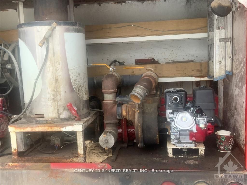 3678 43 Highway Property Photo 8