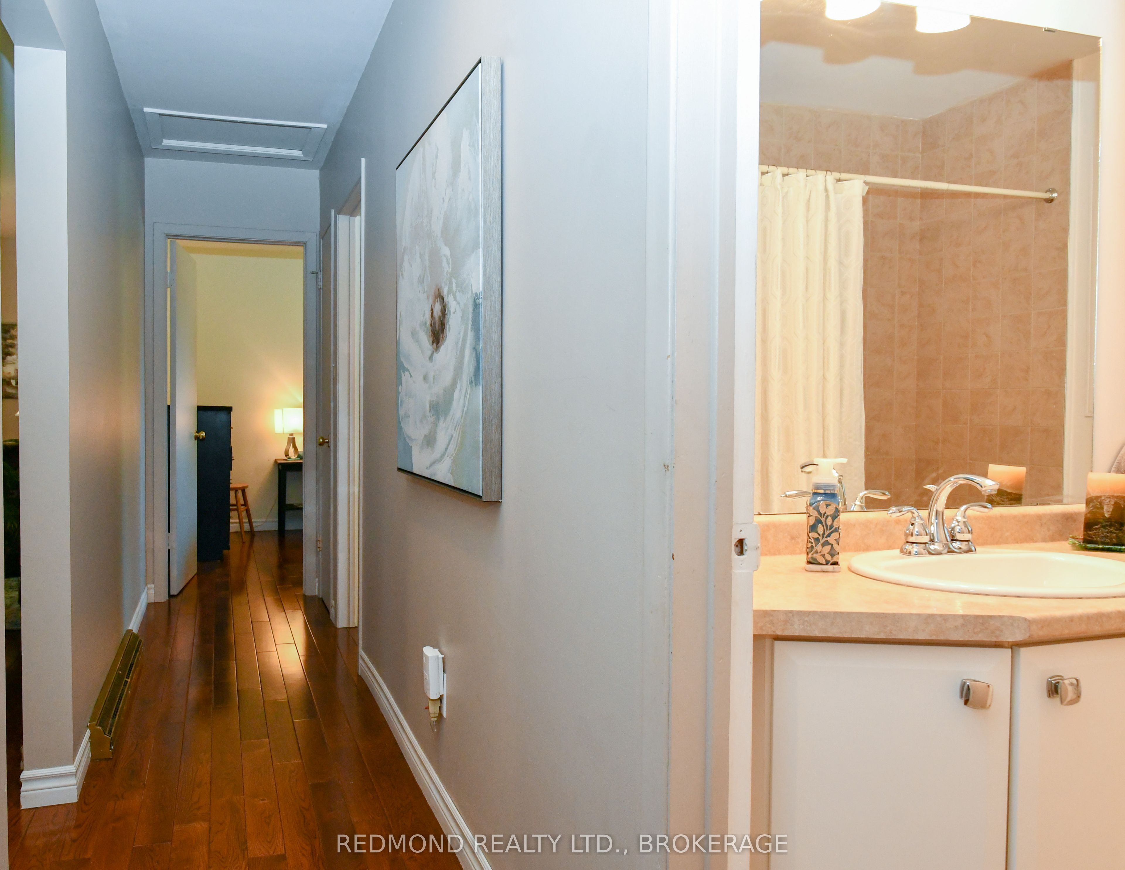 475 Pine Street E Property Photo 18