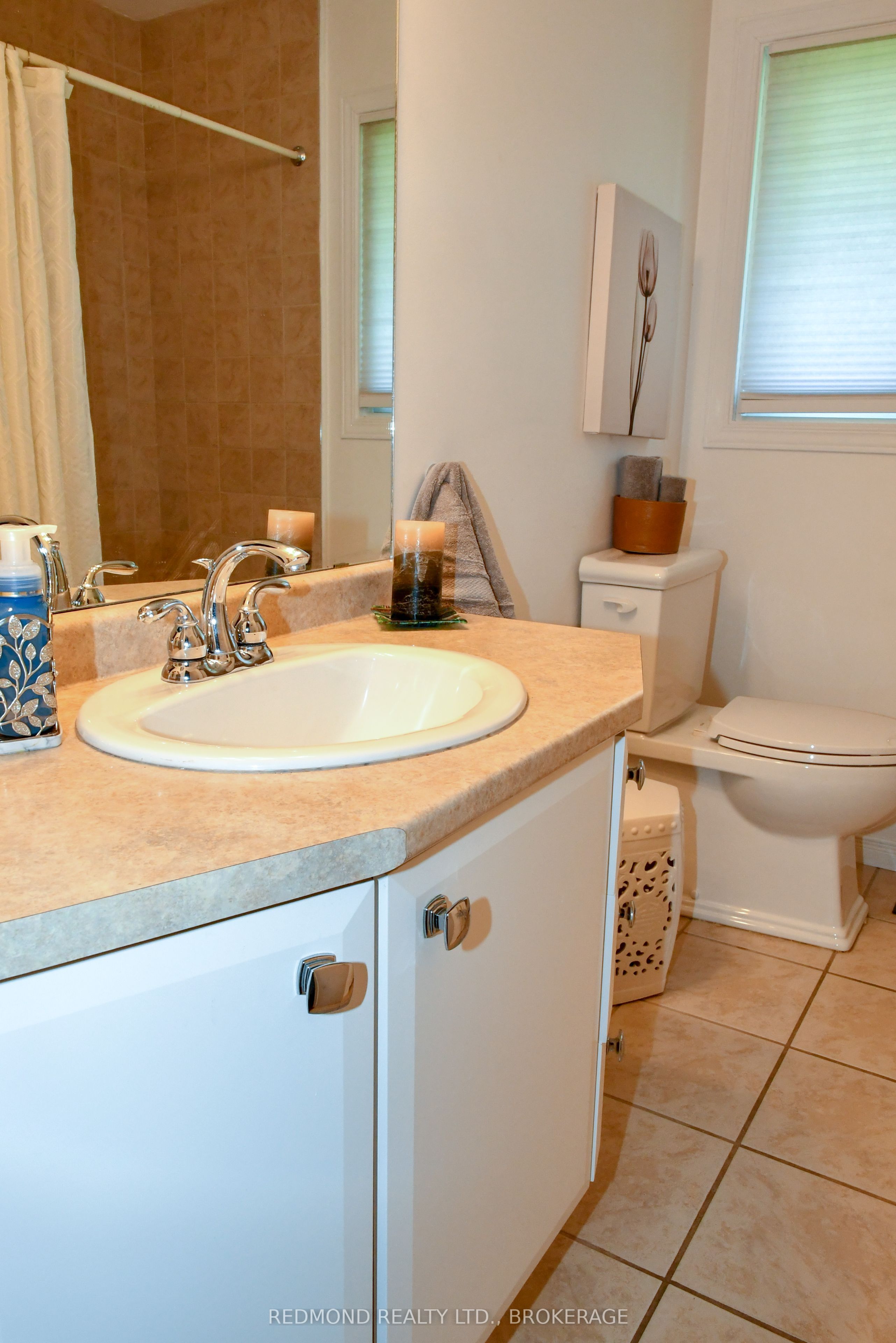 475 Pine Street E Property Photo 19