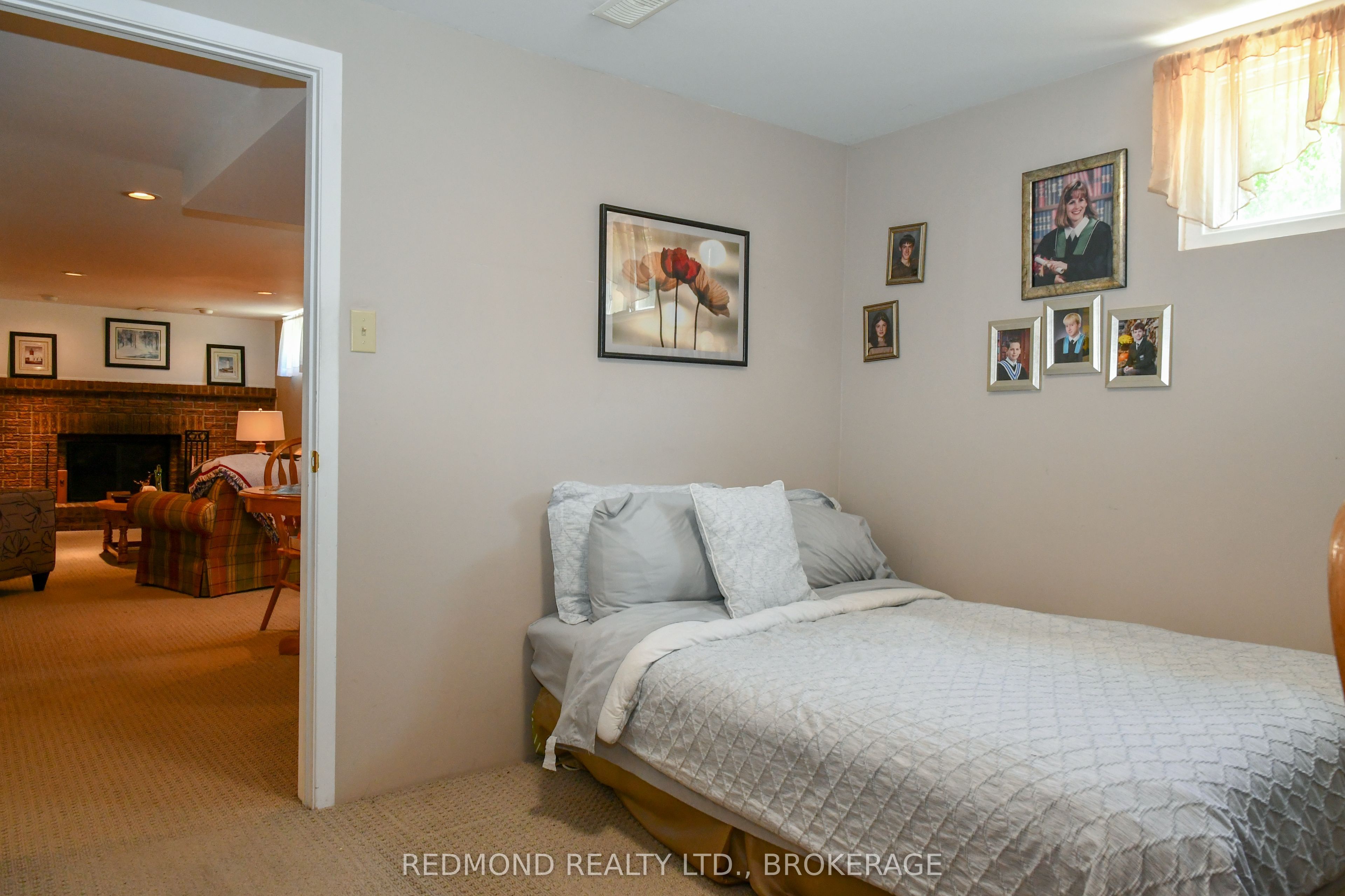 475 Pine Street E Property Photo 27