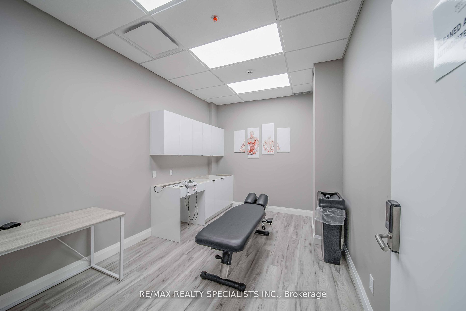 #medical - 5698 Main Street Property Photo 23