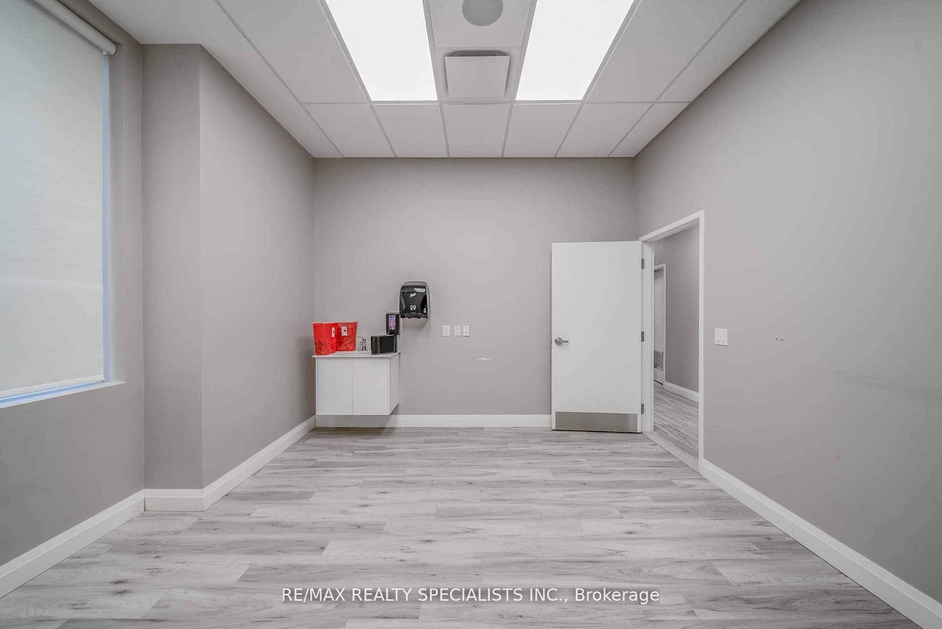 #medical - 5698 Main Street Property Photo 27