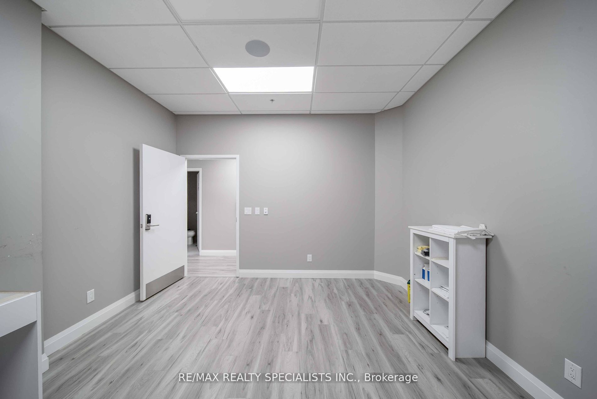 #medical - 5698 Main Street Property Photo 30