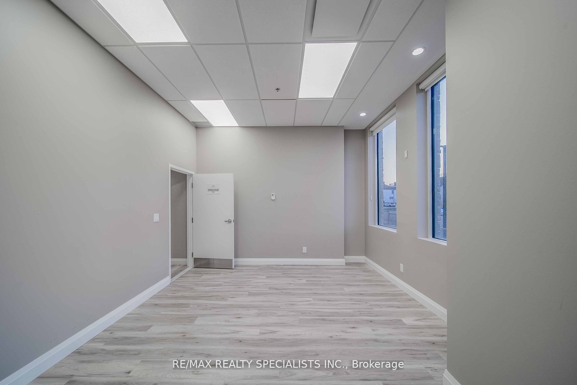 #medical - 5698 Main Street Property Photo 31