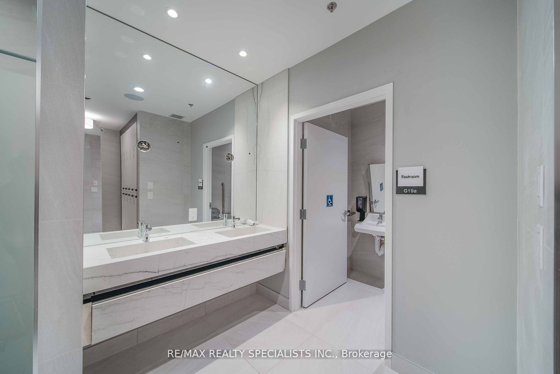 #medical - 5698 Main Street Property Photo 36