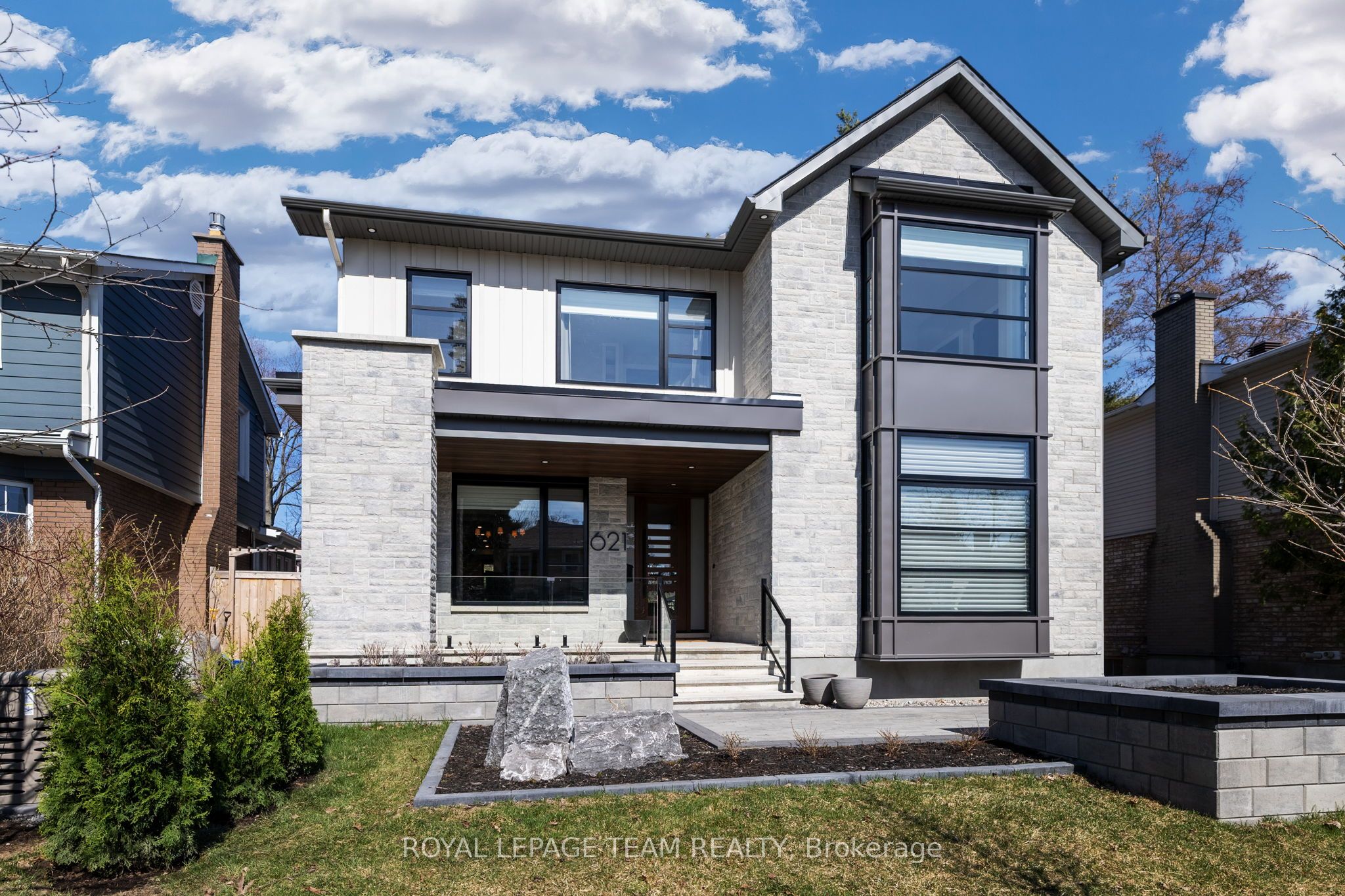 621 Gainsborough Avenue Property Photo 1