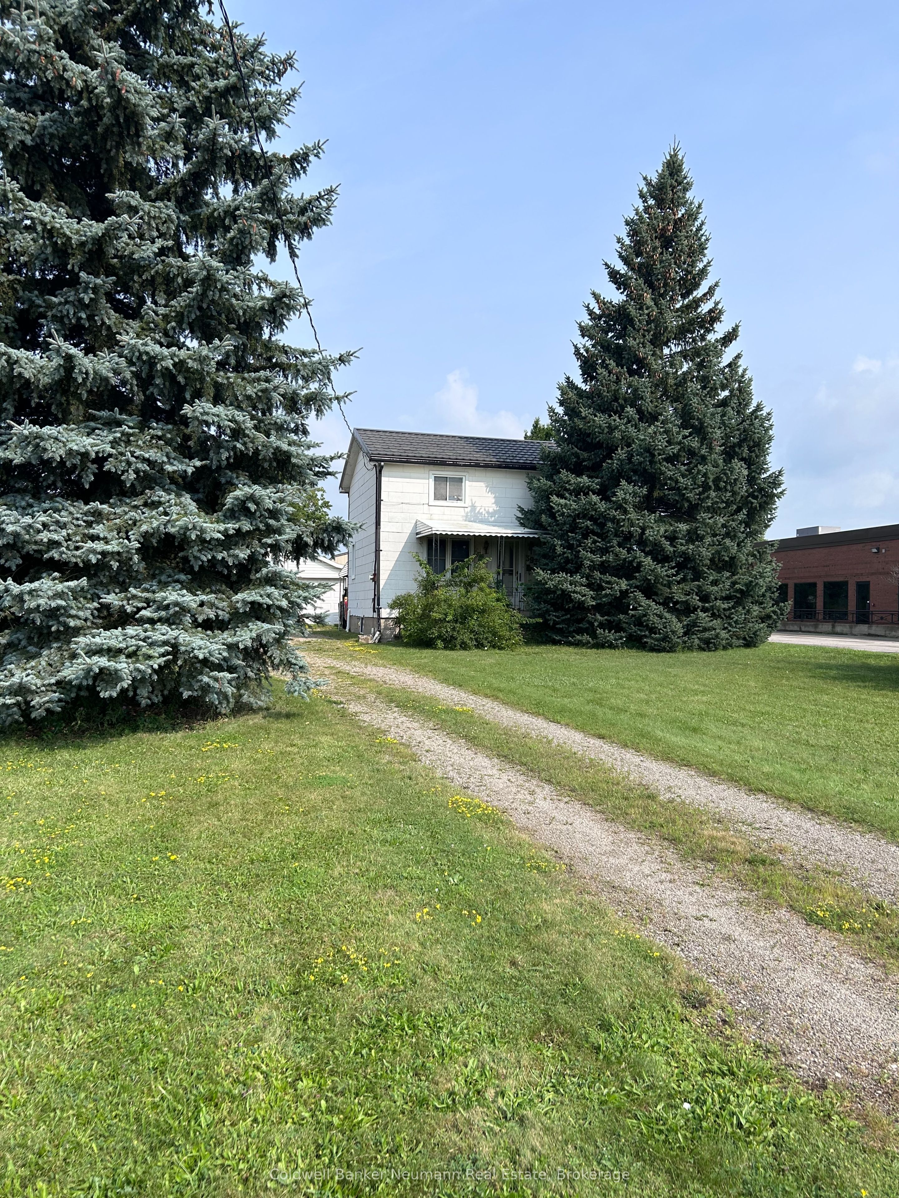 393 Woodlawn Rd W Property Photo 2