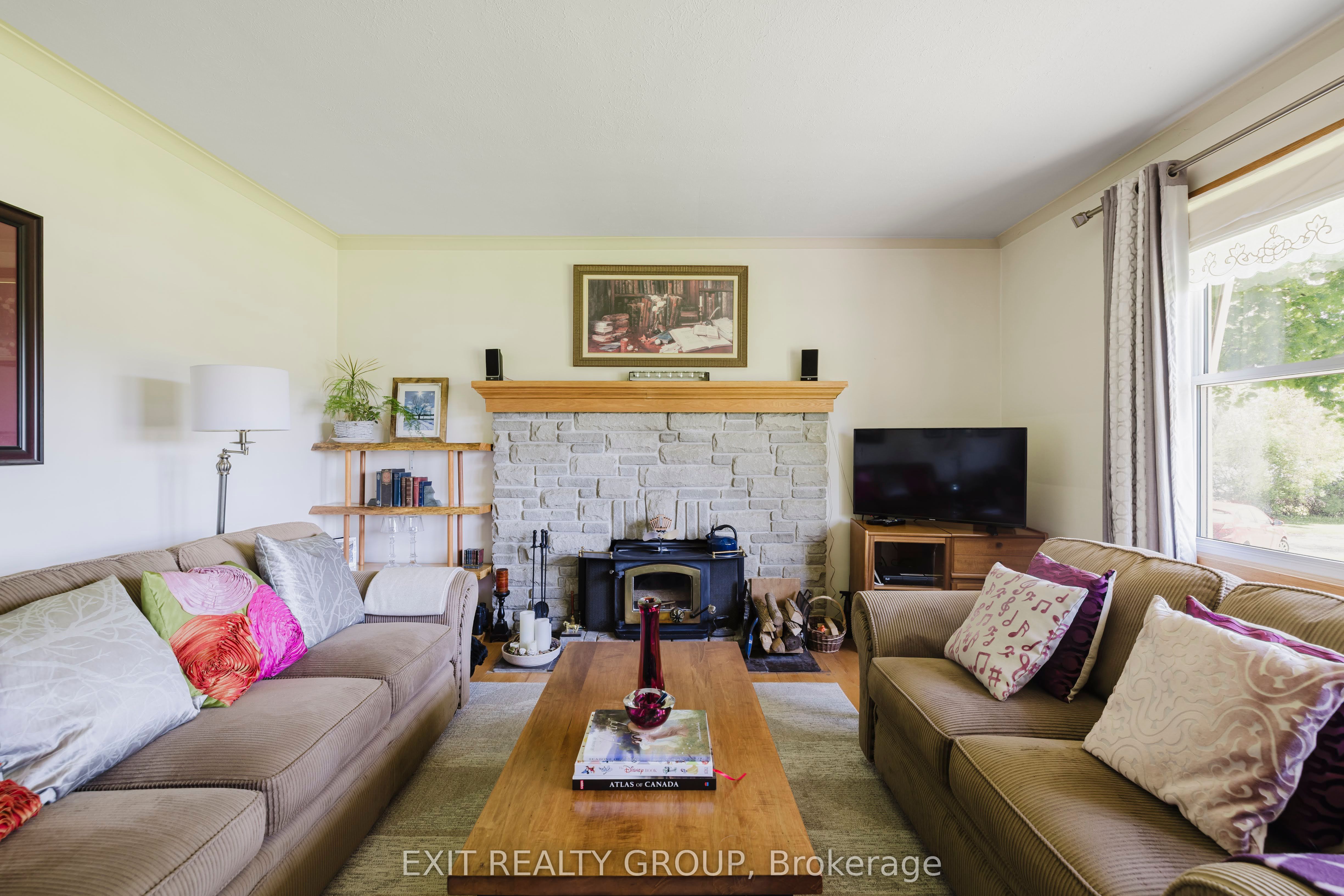 556 Rosebush Road Property Photo 4