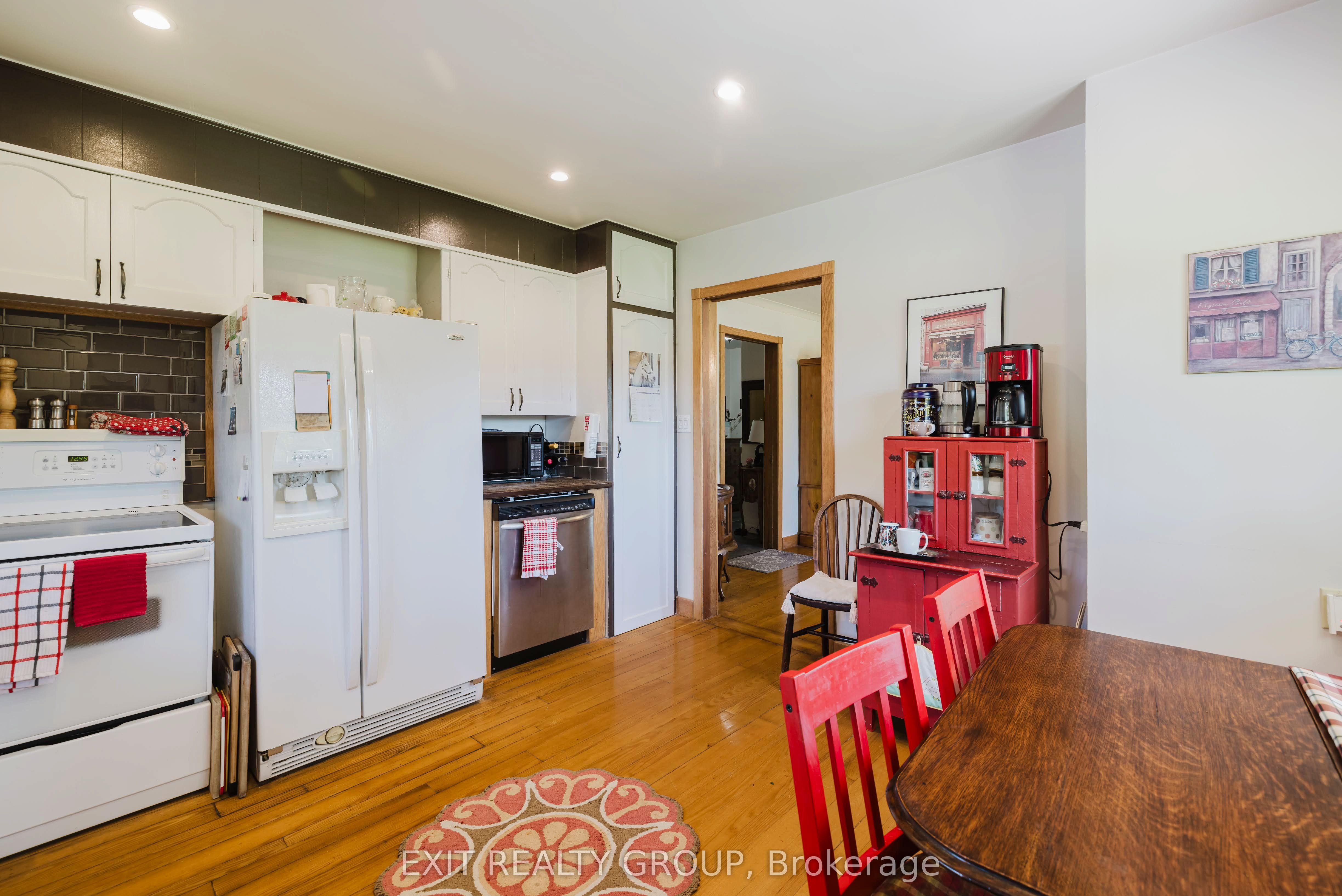 556 Rosebush Road Property Photo 10
