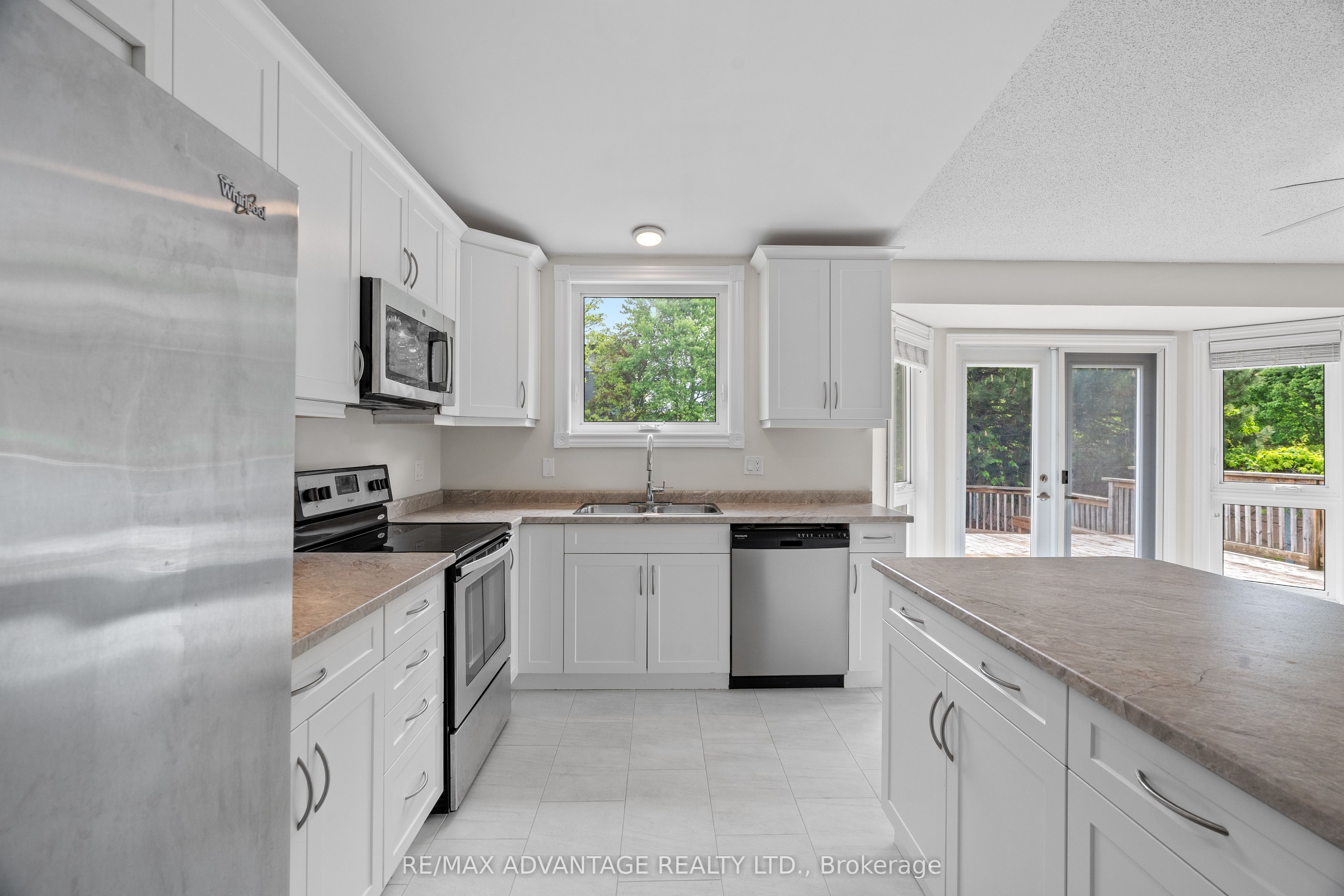 1554 Hastings Drive Property Photo 14