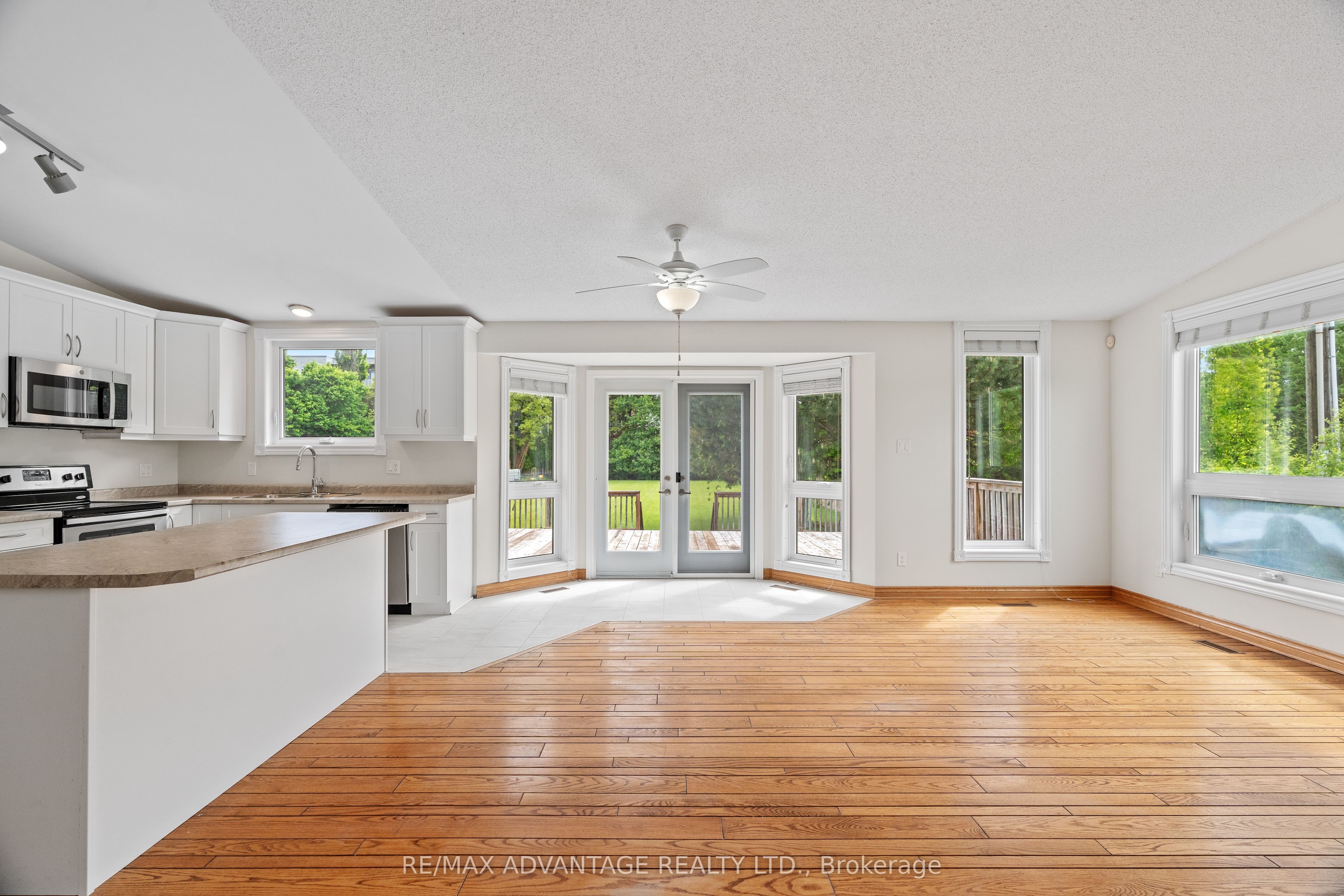 1554 Hastings Drive Property Photo 16