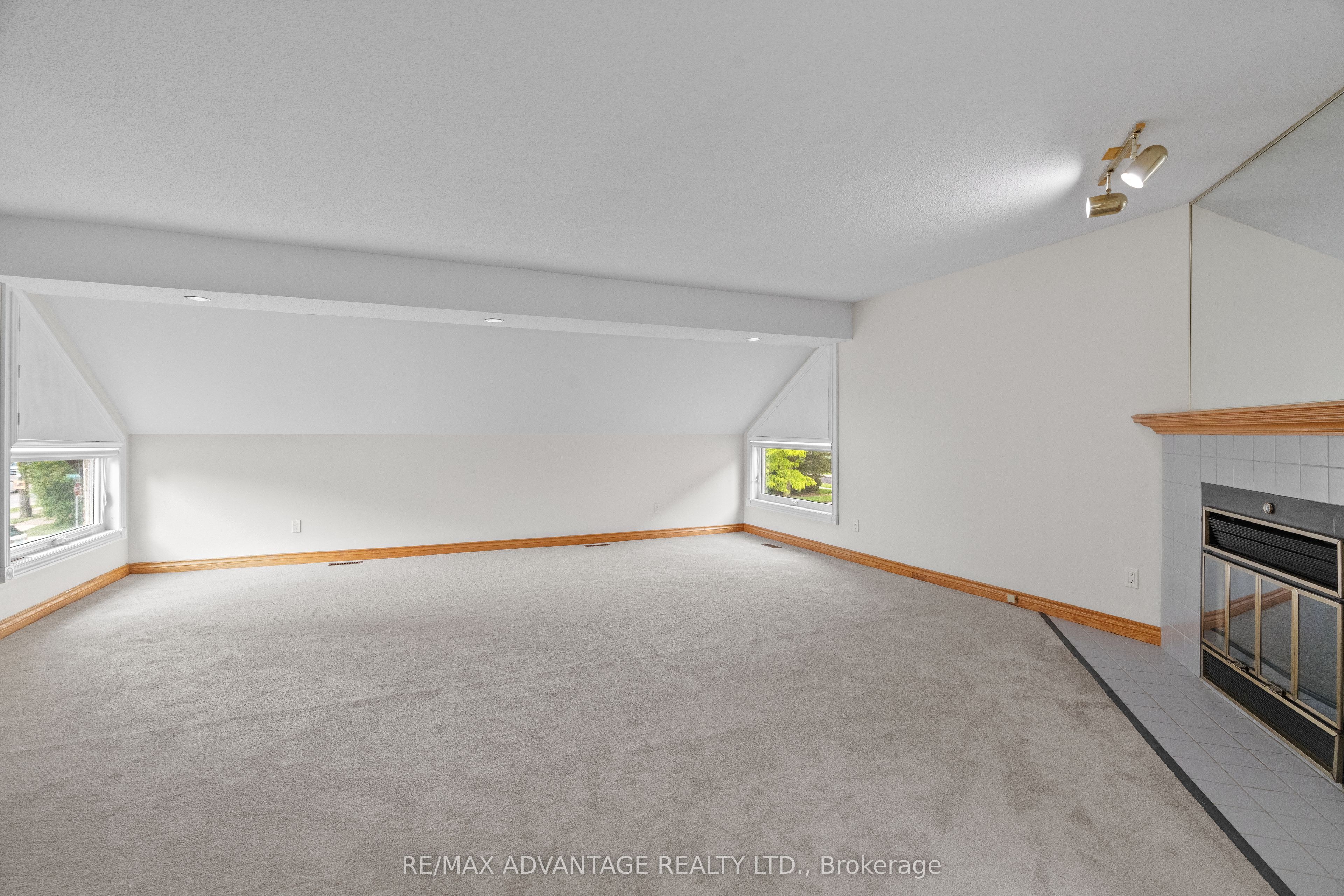 1554 Hastings Drive Property Photo 21
