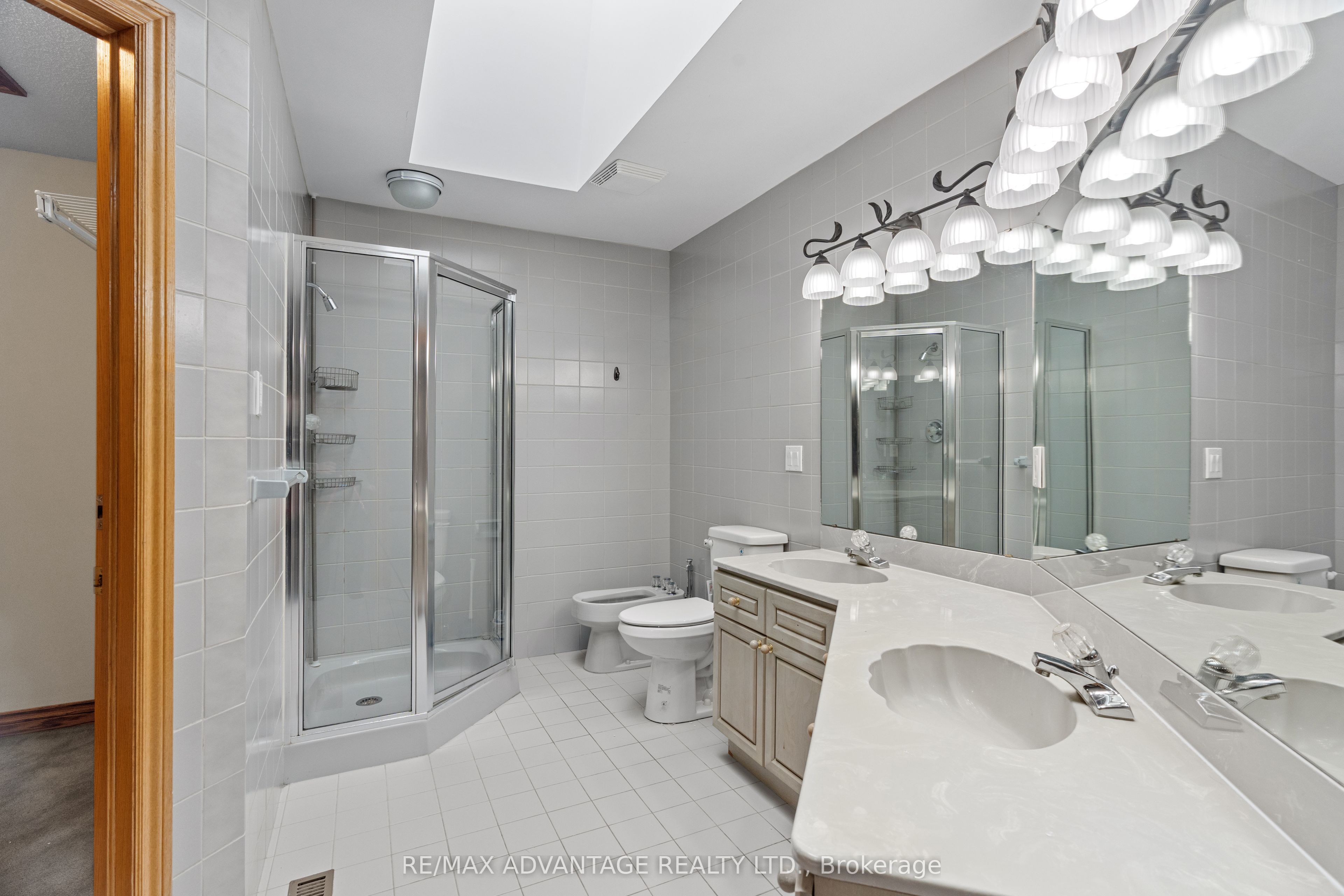 1554 Hastings Drive Property Photo 22