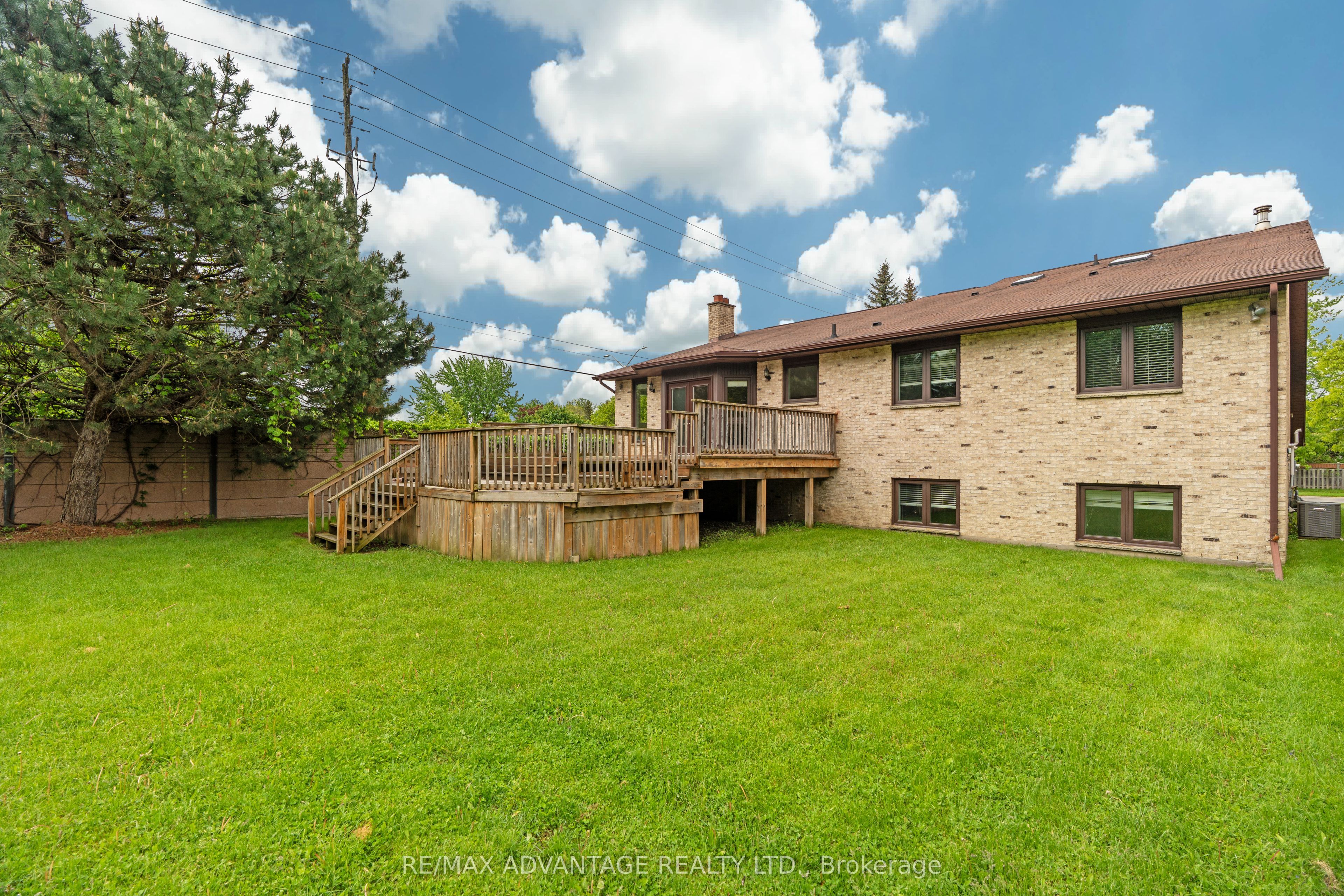 1554 Hastings Drive Property Photo 42