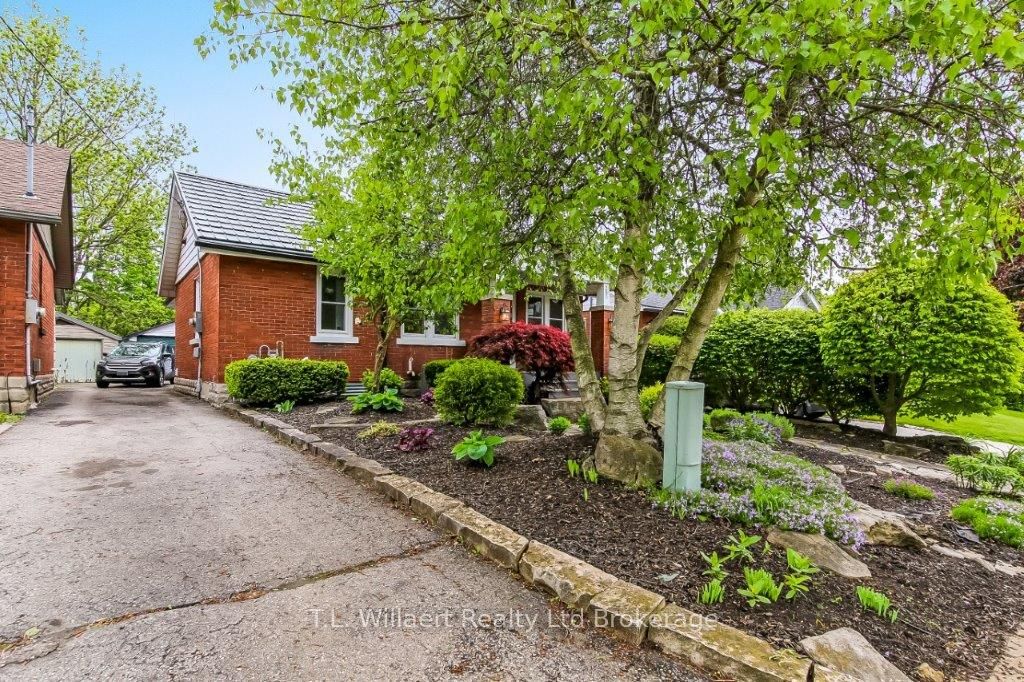 258 Graham Street Property Photo 1