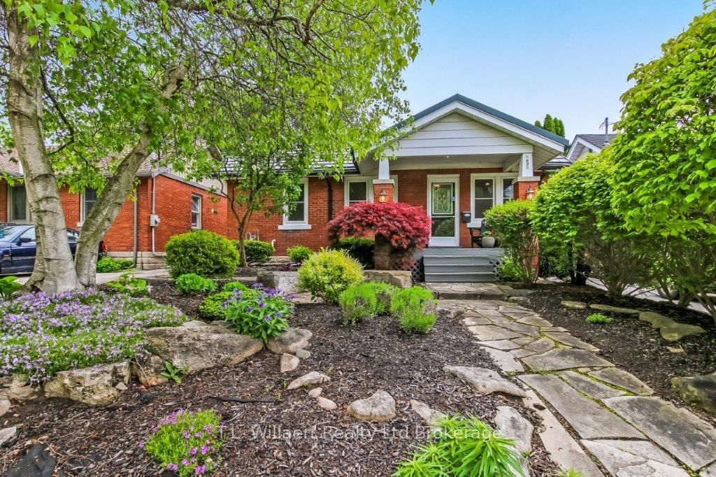 258 Graham Street Property Photo 2