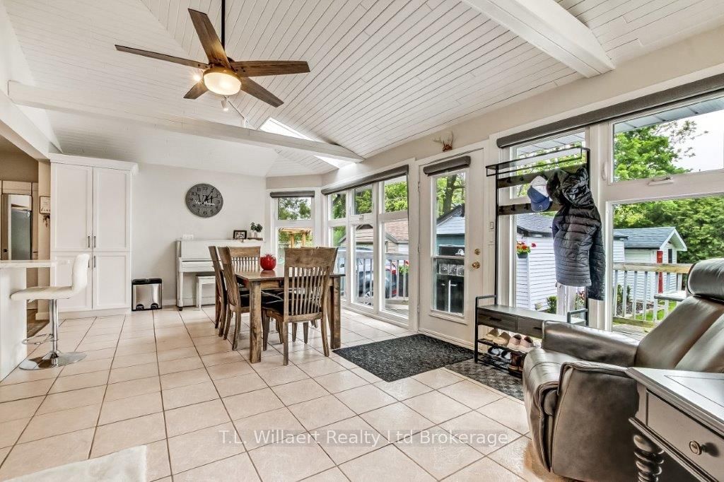 258 Graham Street Property Photo 12