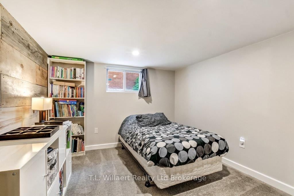 258 Graham Street Property Photo 18