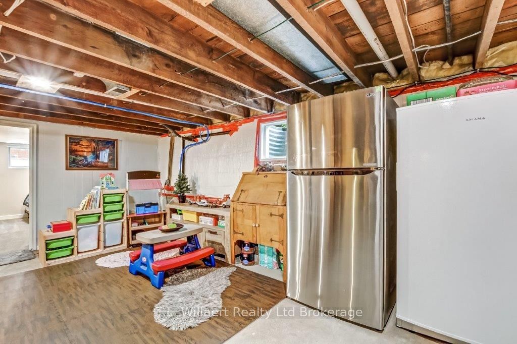 258 Graham Street Property Photo 19