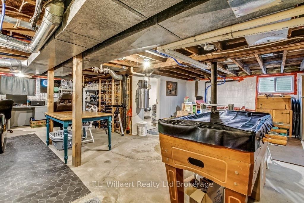 258 Graham Street Property Photo 22