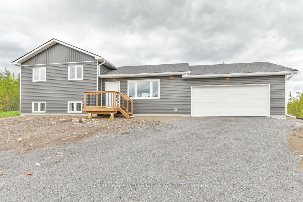 972 Enright Road Property Photo 1