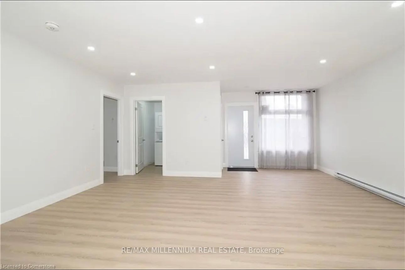 8 Walter Street 2 Property Photo 4