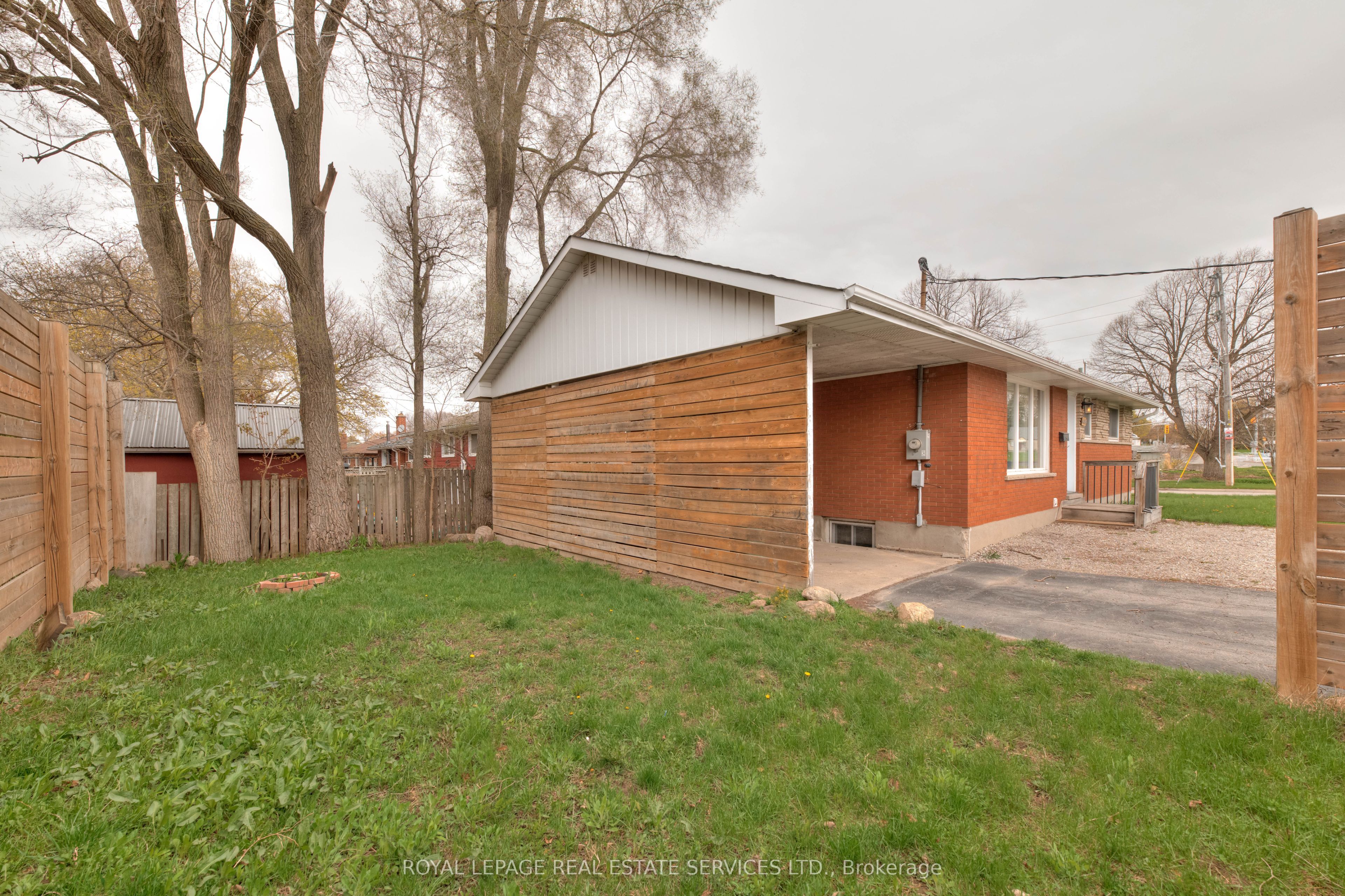 484 Speedvale Avenue Property Photo 16