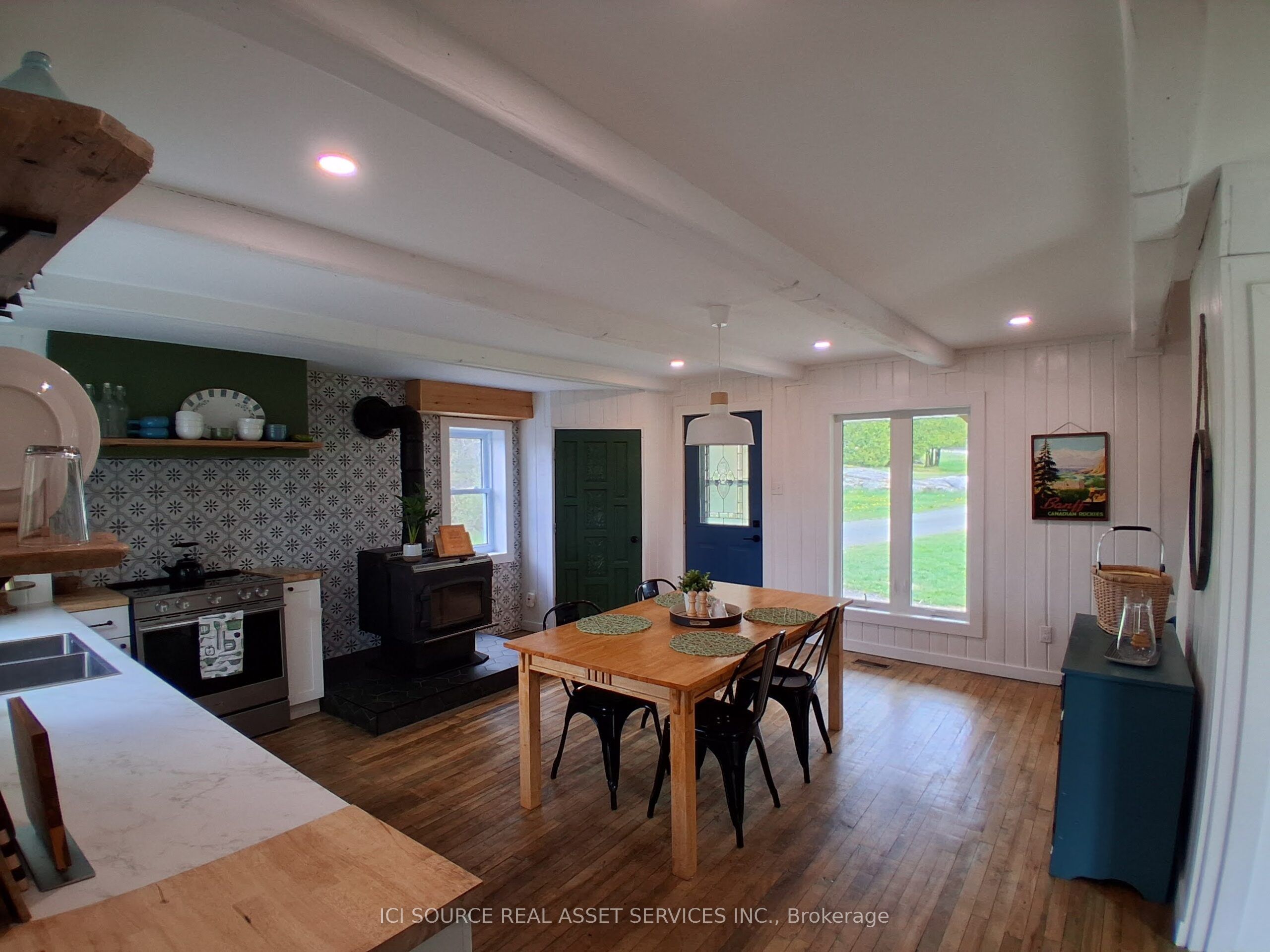 493 Pine Poultry Road Property Photo 4