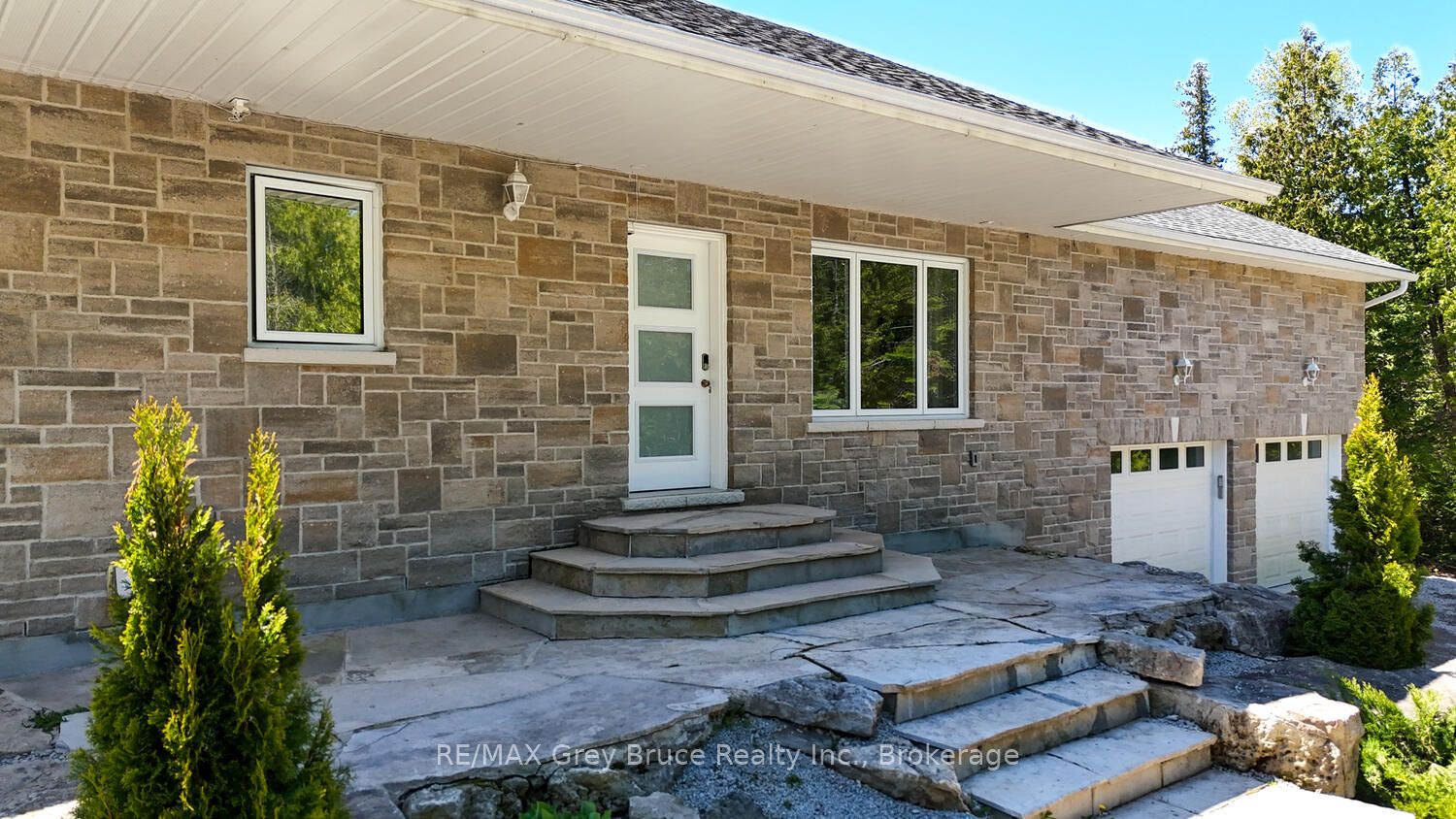 114 Pike Street Property Photo 13