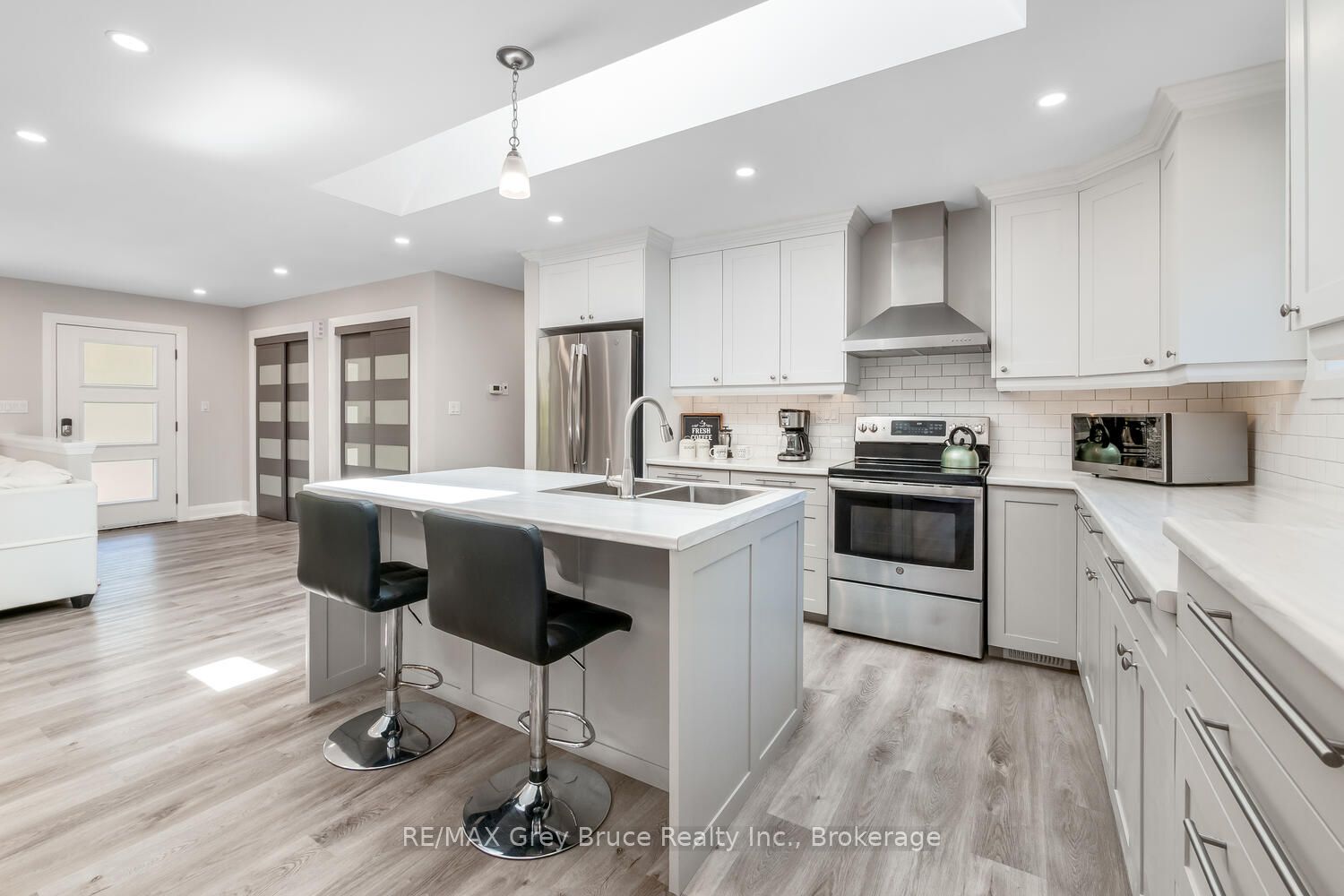 114 Pike Street Property Photo 18