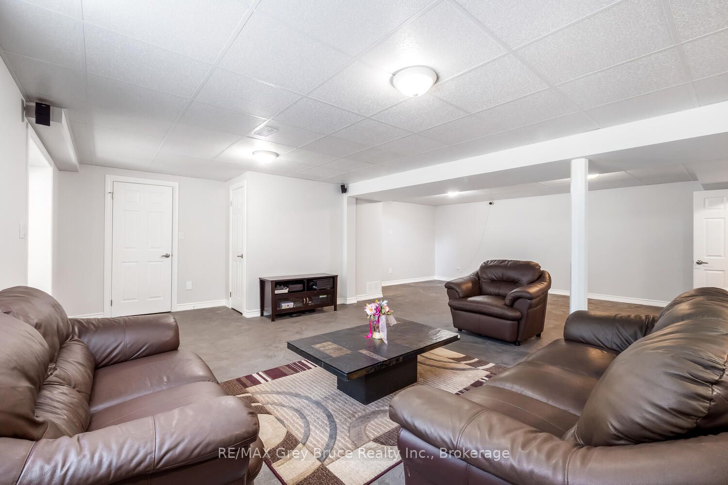 114 Pike Street Property Photo 32
