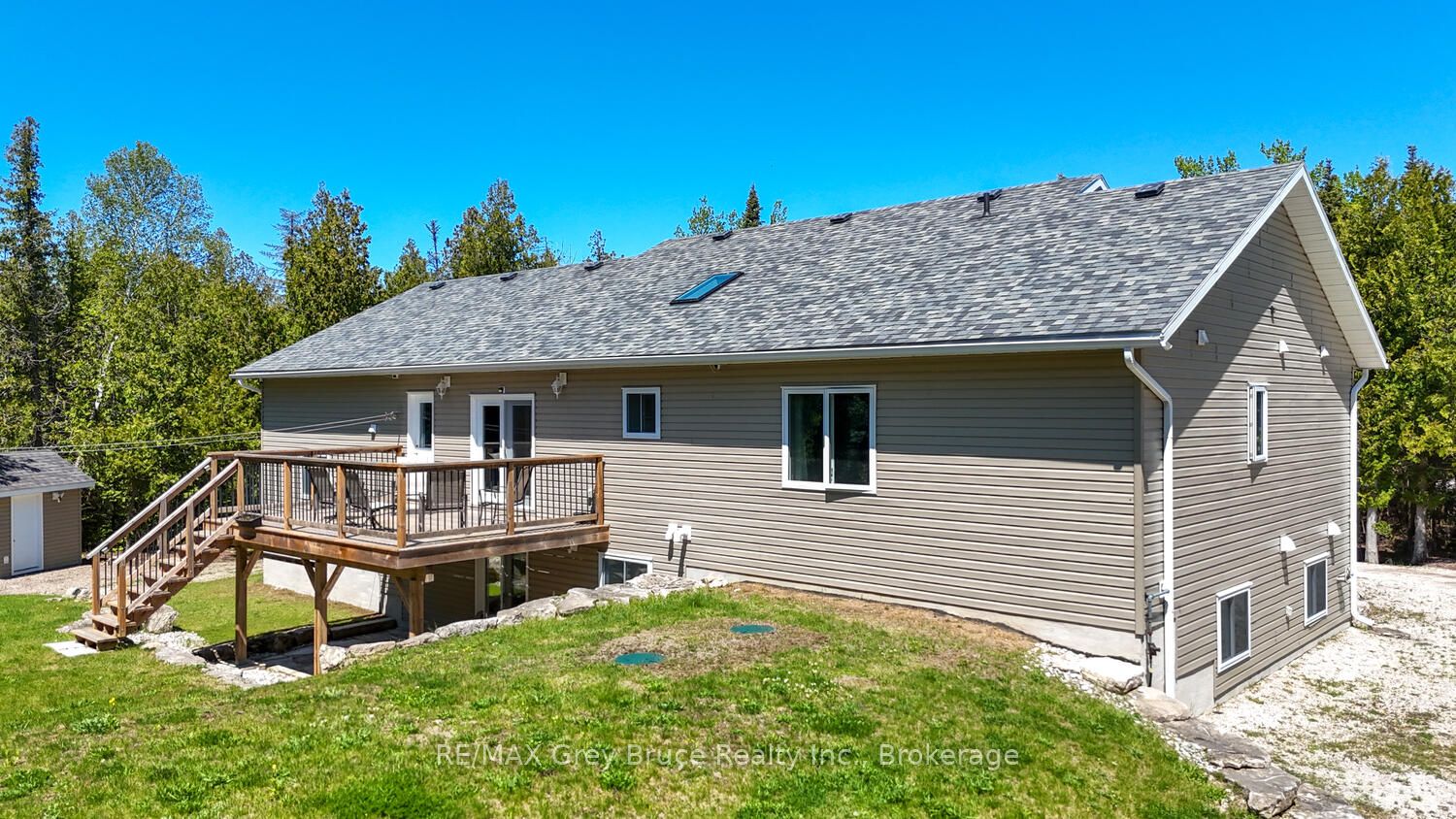 114 Pike Street Property Photo 39