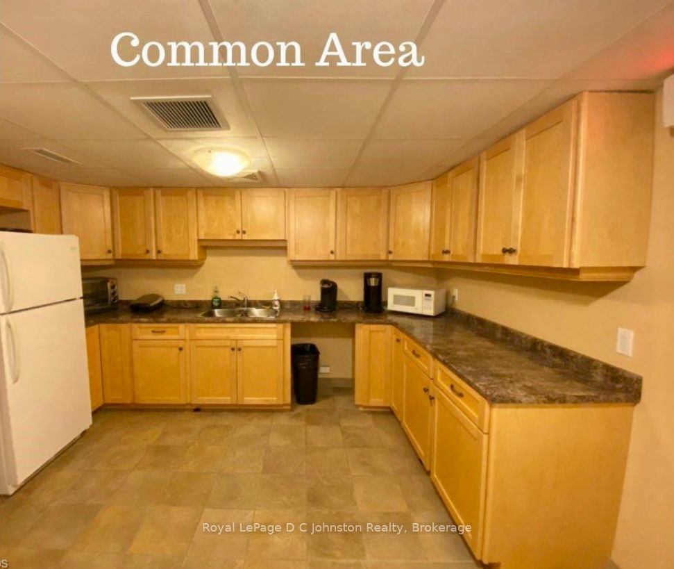 221 Adelaide Street 202 Property Photo 17