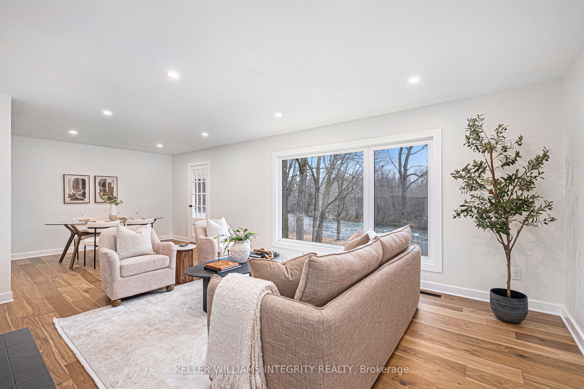 17 Lockview Road Property Photo 13