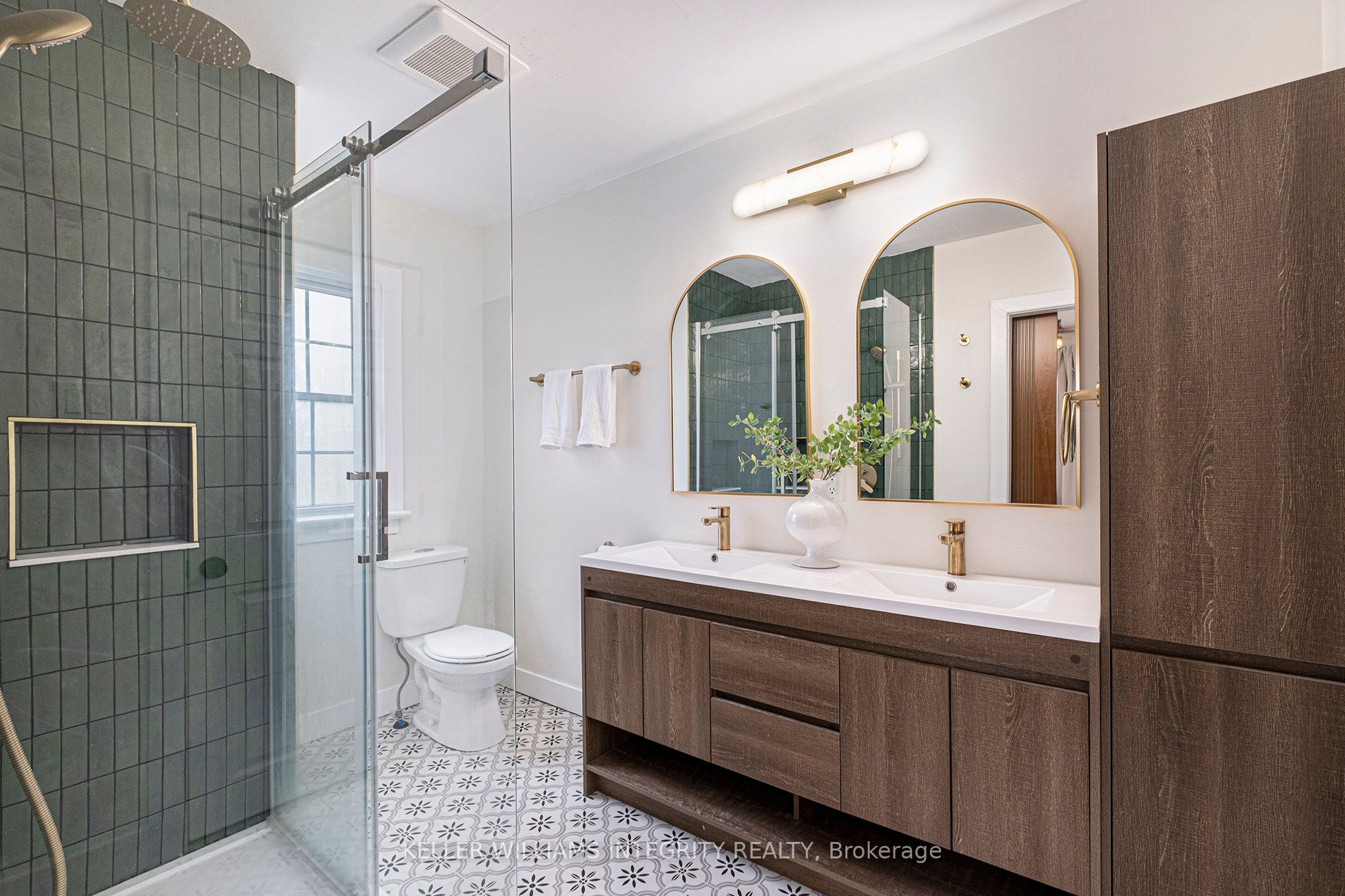 17 Lockview Road Property Photo 19