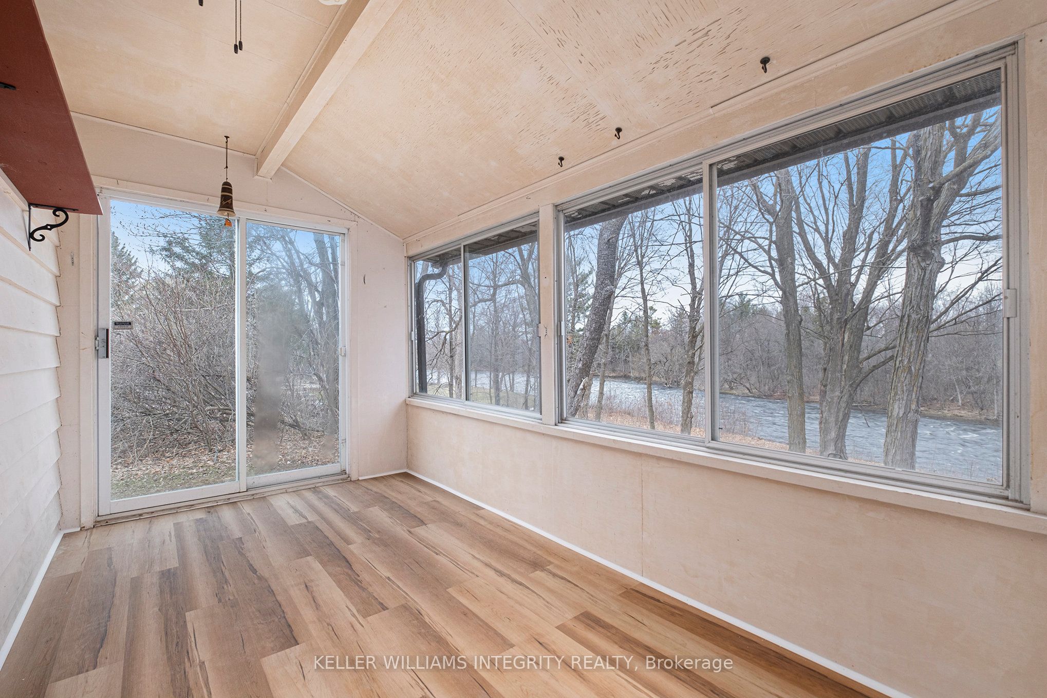 17 Lockview Road Property Photo 23