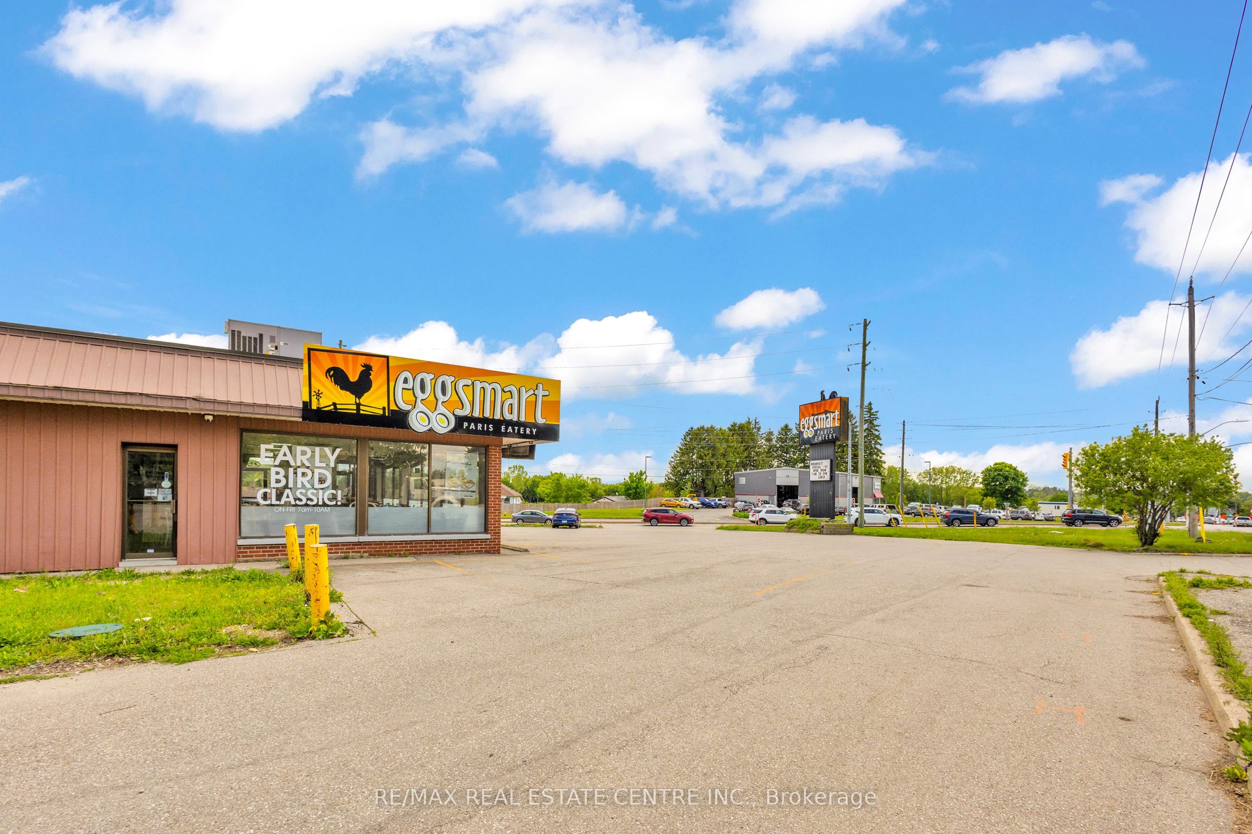 156 Dundas Street Property Photo 4