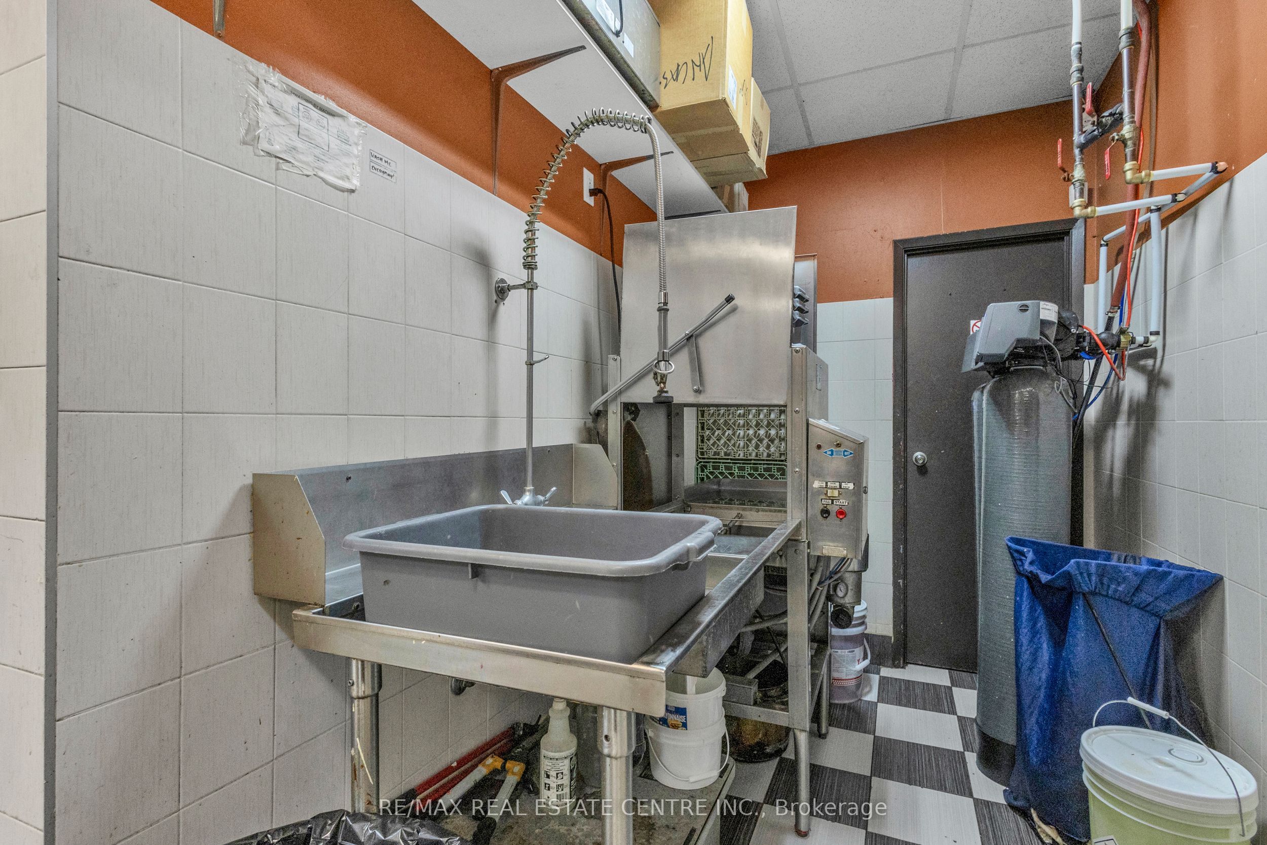 156 Dundas Street Property Photo 21