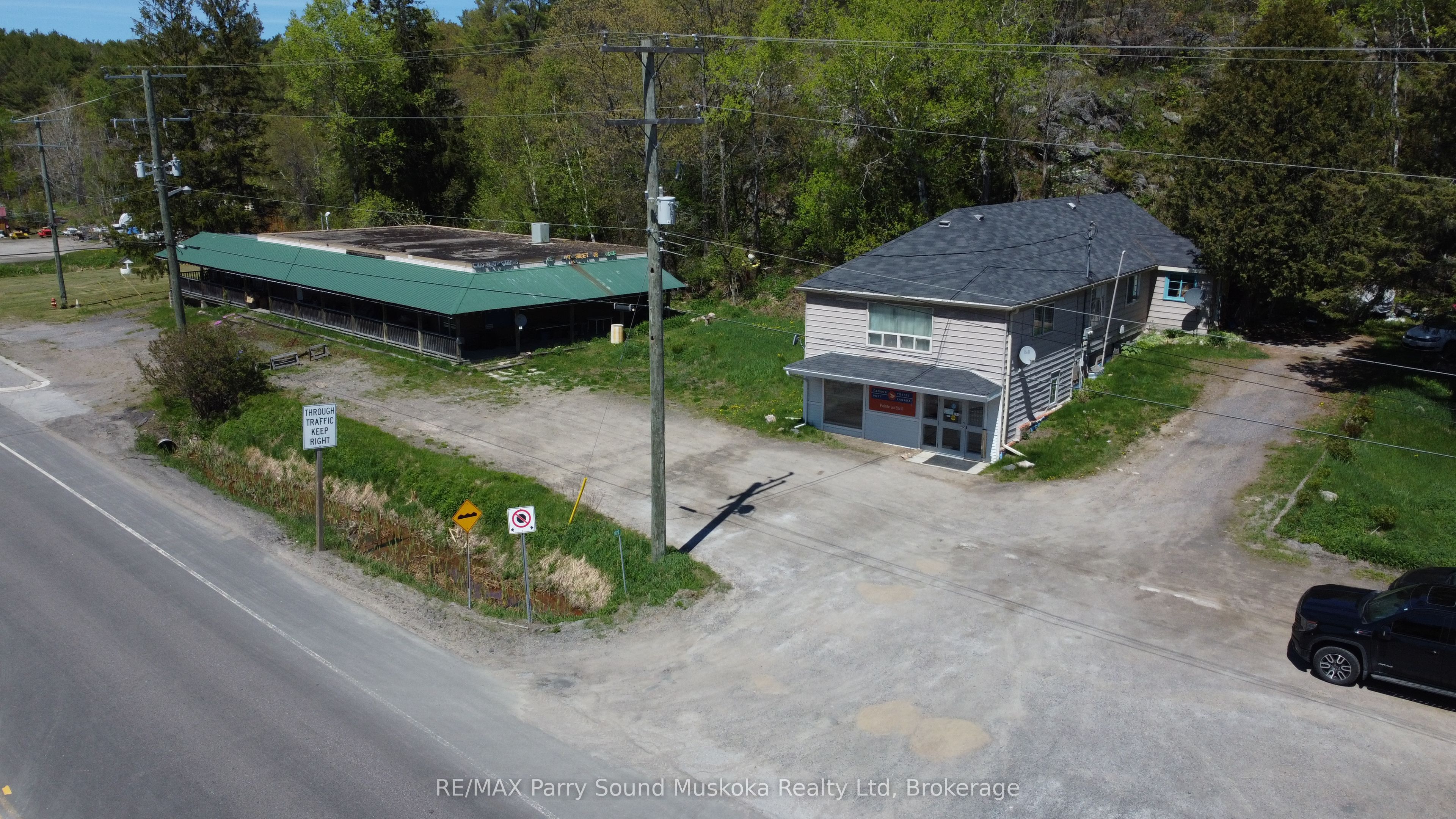 1672 Hwy 69 Property Photo 7