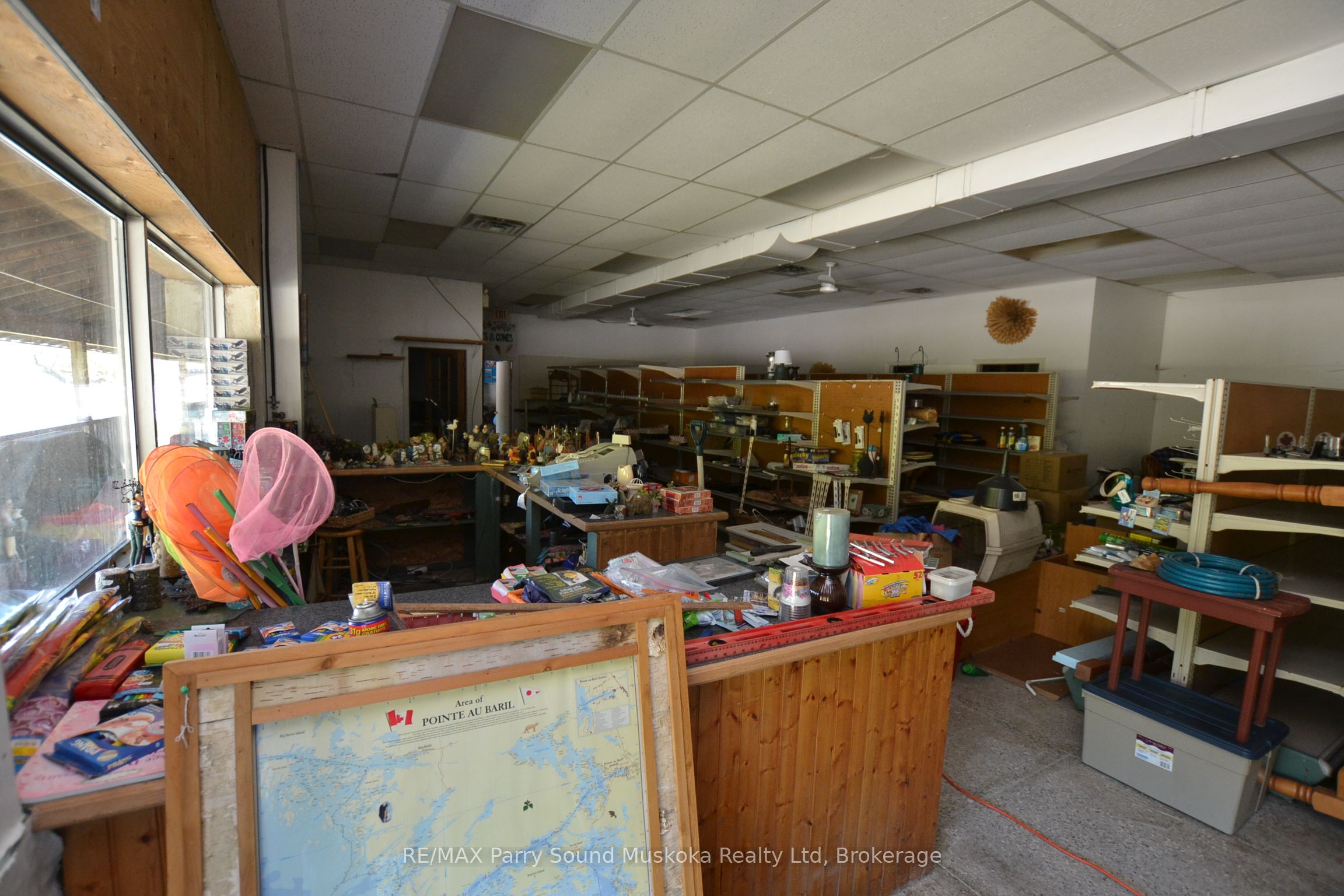 1672 Hwy 69 Property Photo 8