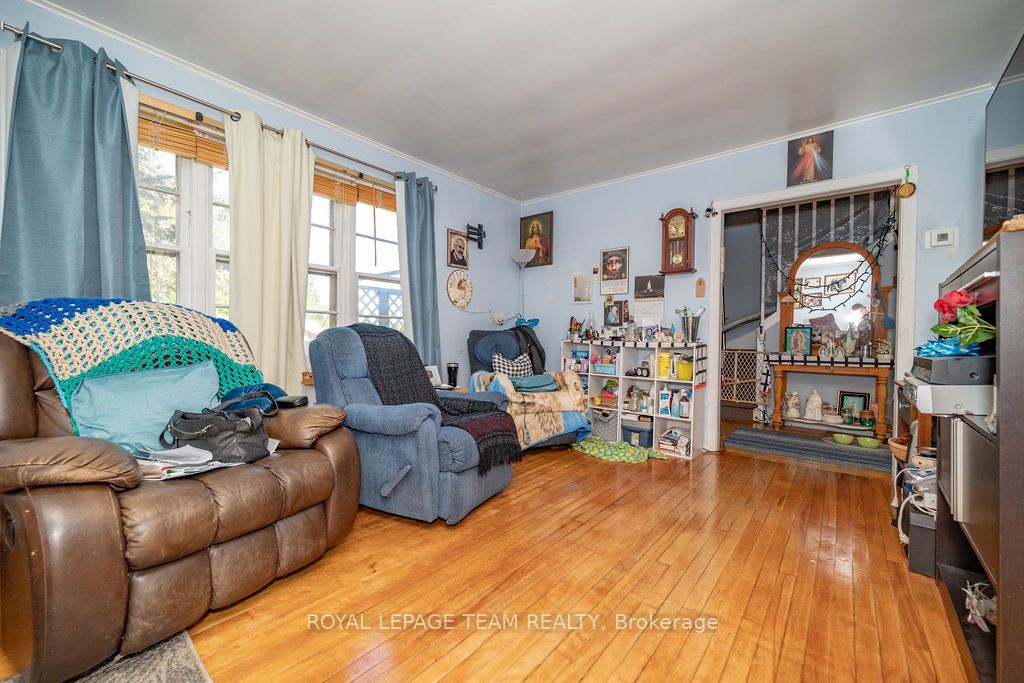 72 Sebastopol Drive Property Photo 14