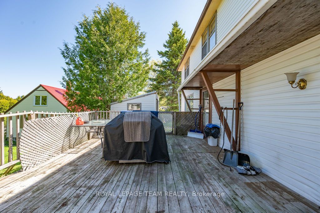72 Sebastopol Drive Property Photo 33