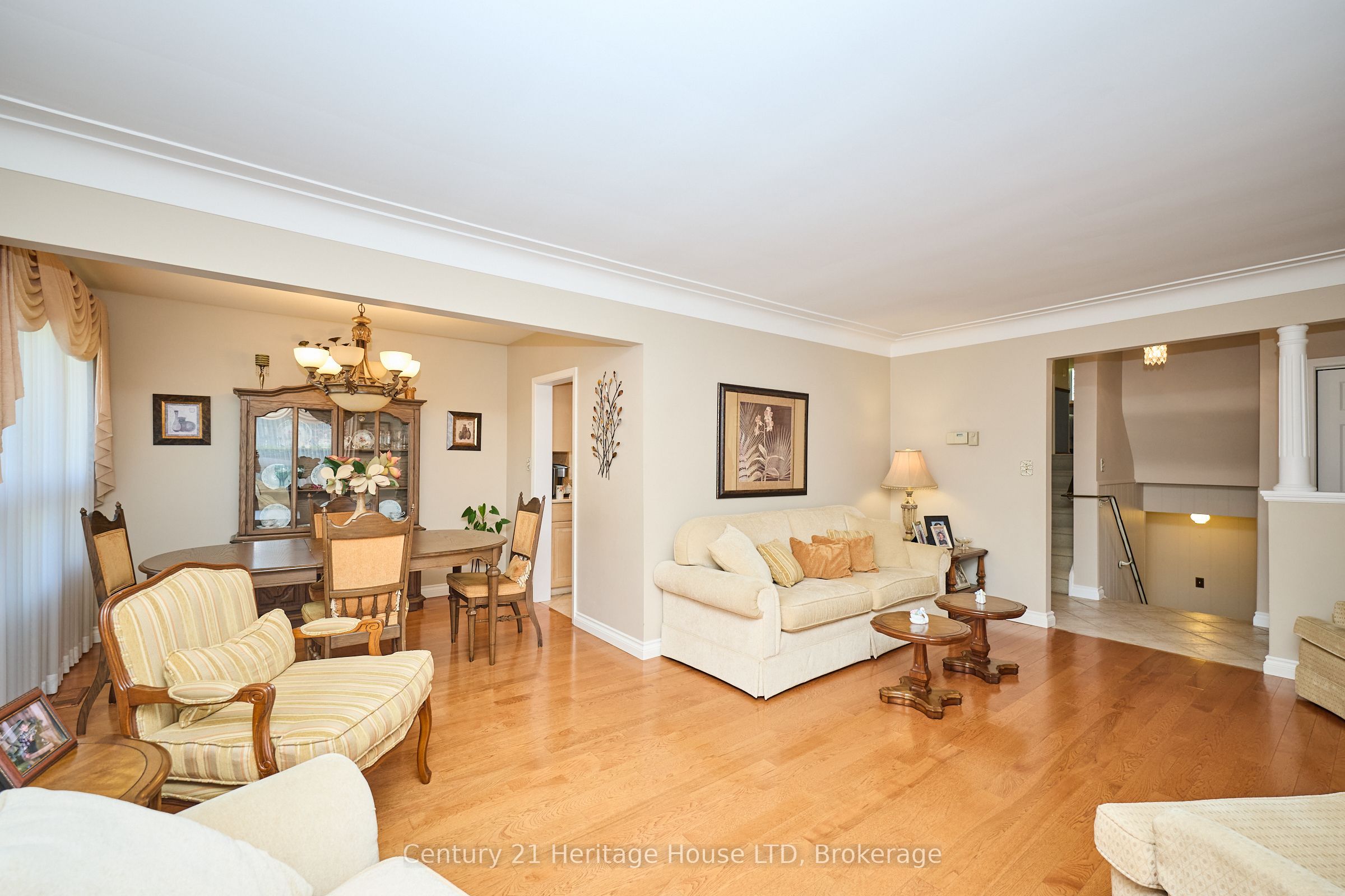 4668 Pinedale Drive Property Photo 8